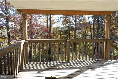 COUNTRY PARK - Residential Lease