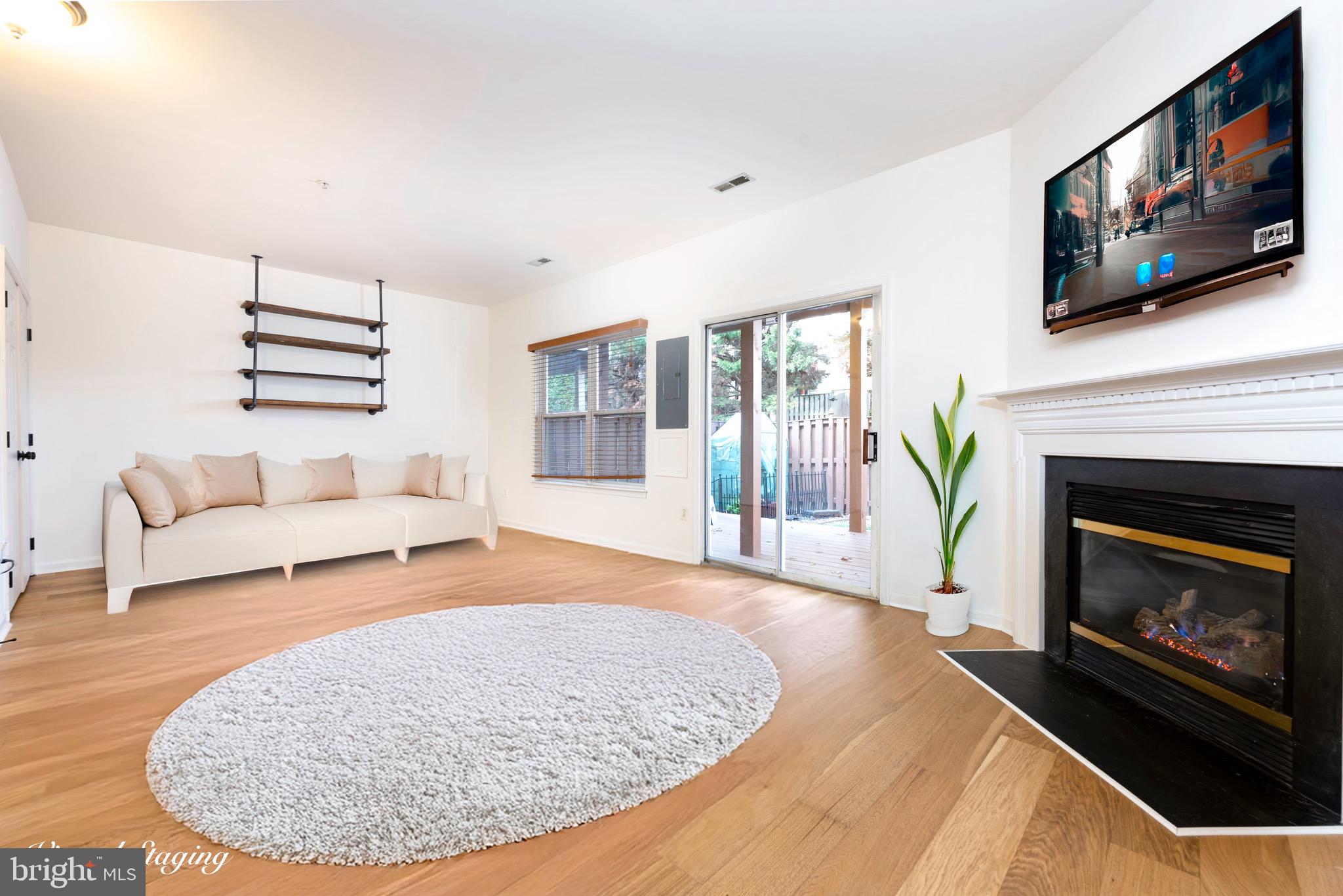 2956 SAINT HELEN CIRCLE