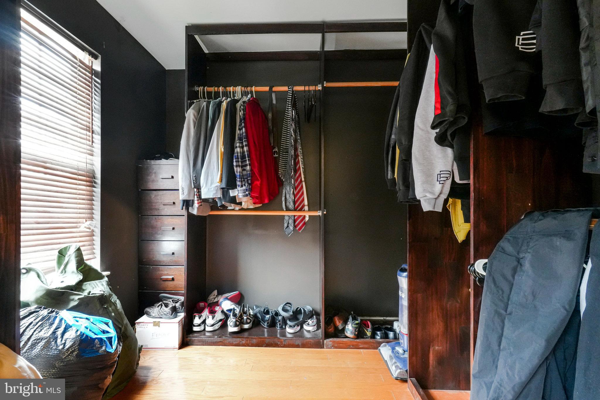 KINGSVIEW - Residential