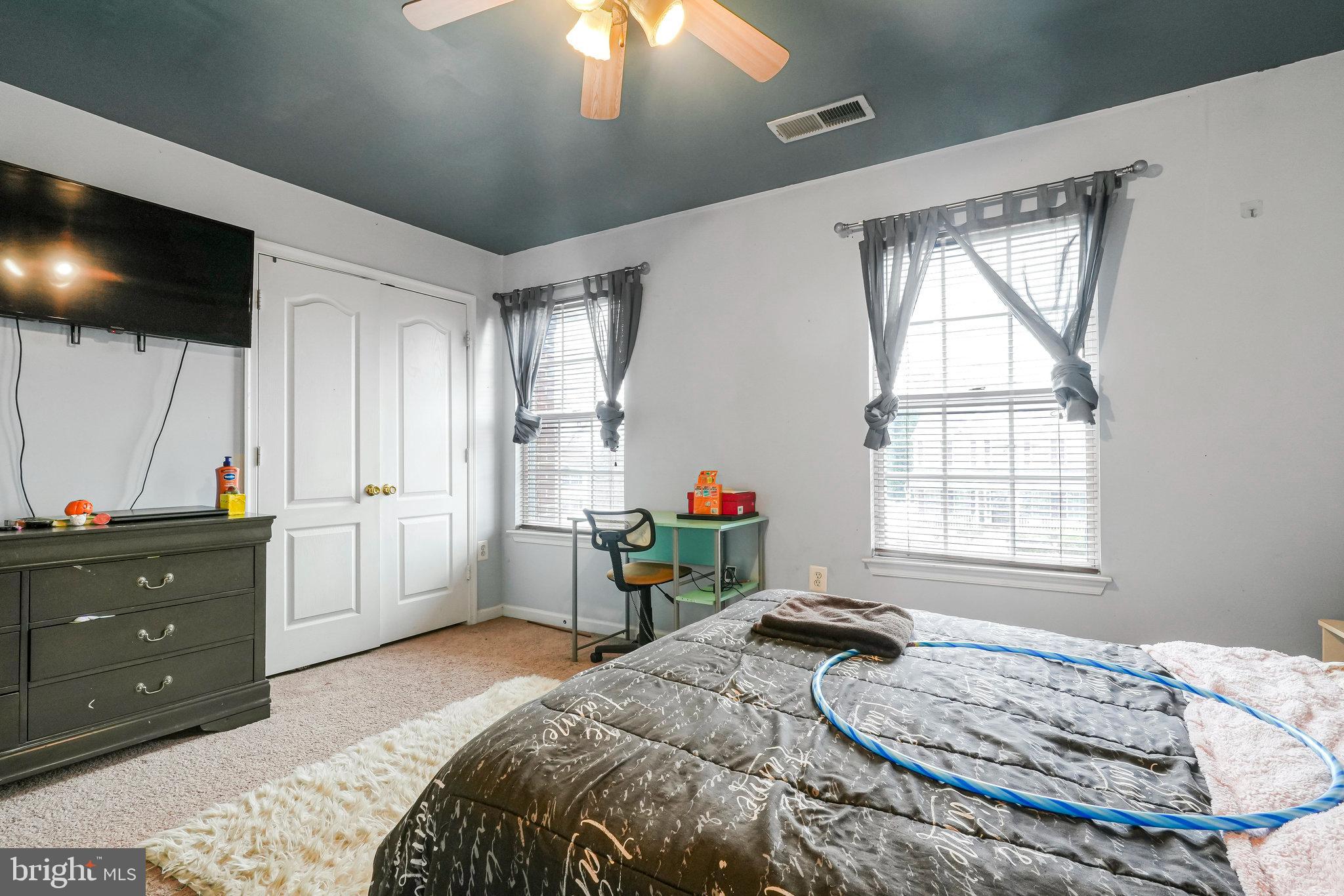 KINGSVIEW - Residential