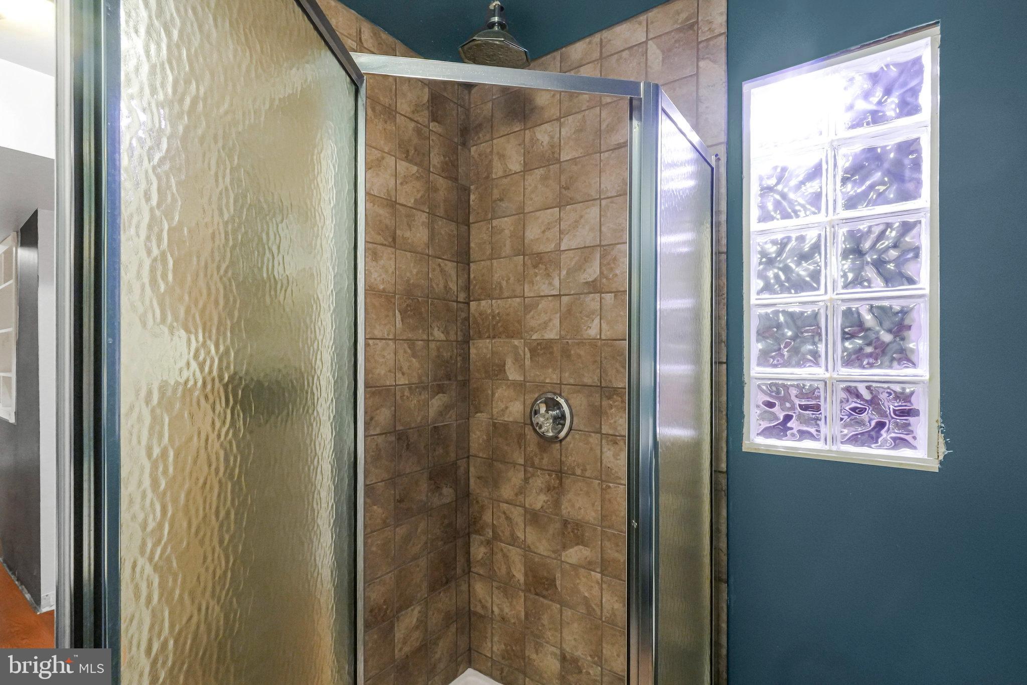 KINGSVIEW - Residential