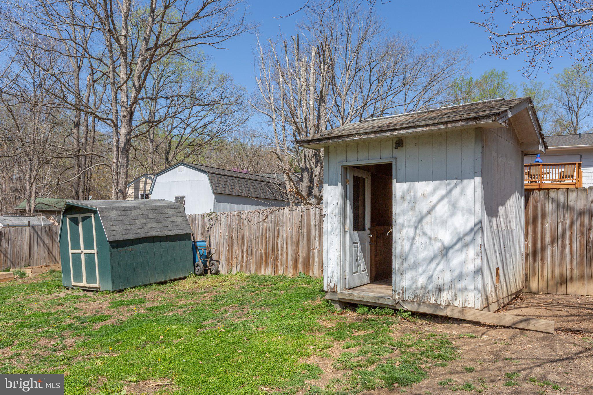 OAK GROVE TERRACE - Residential Lease