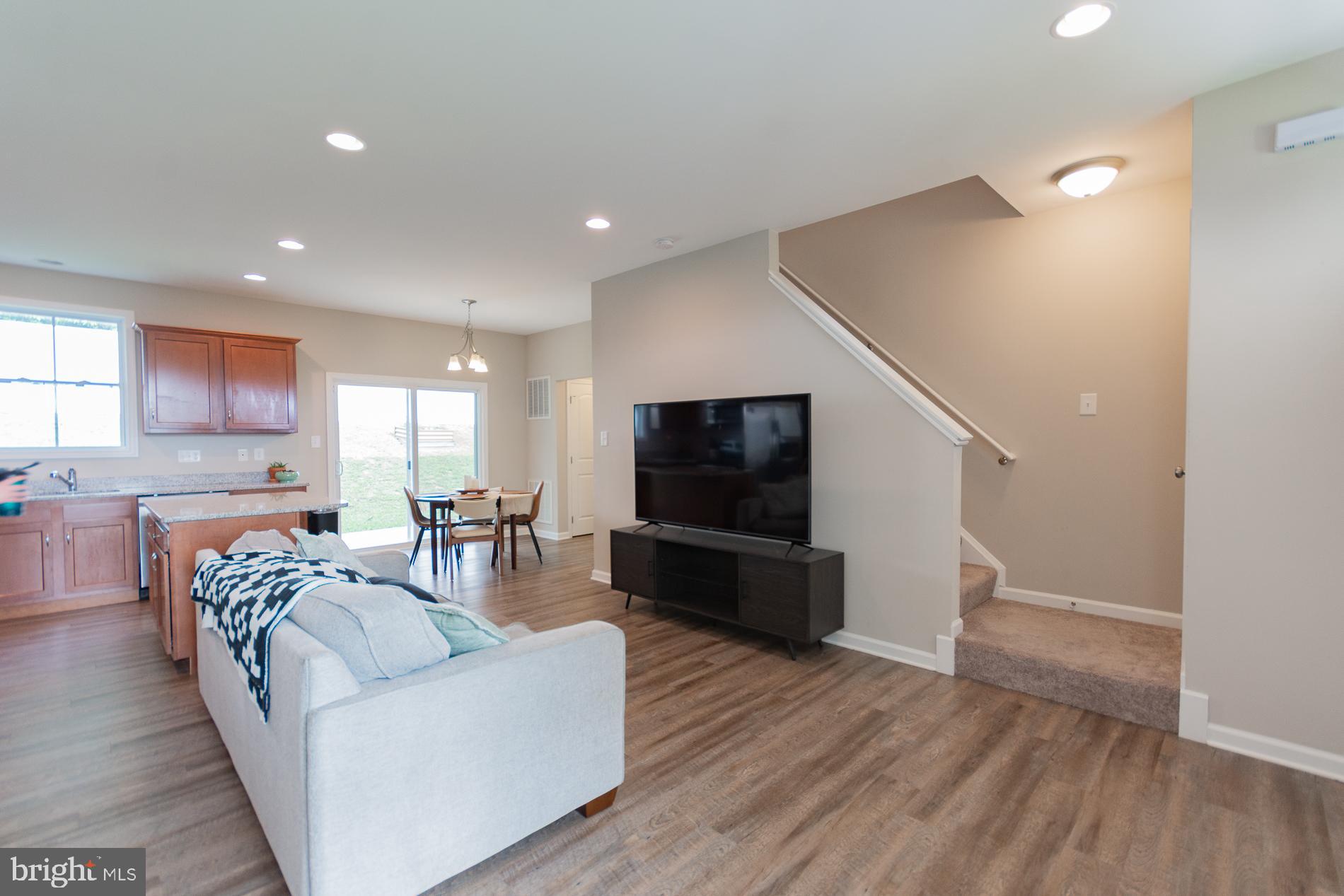 PRINCETON SHOALS - Residential