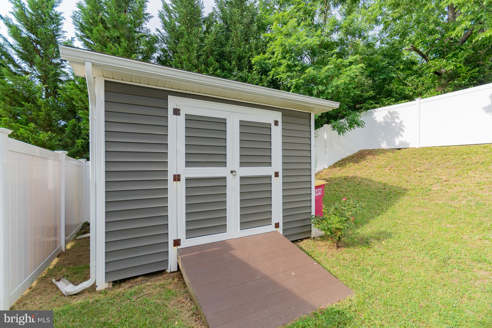 PRINCETON SHOALS - Residential