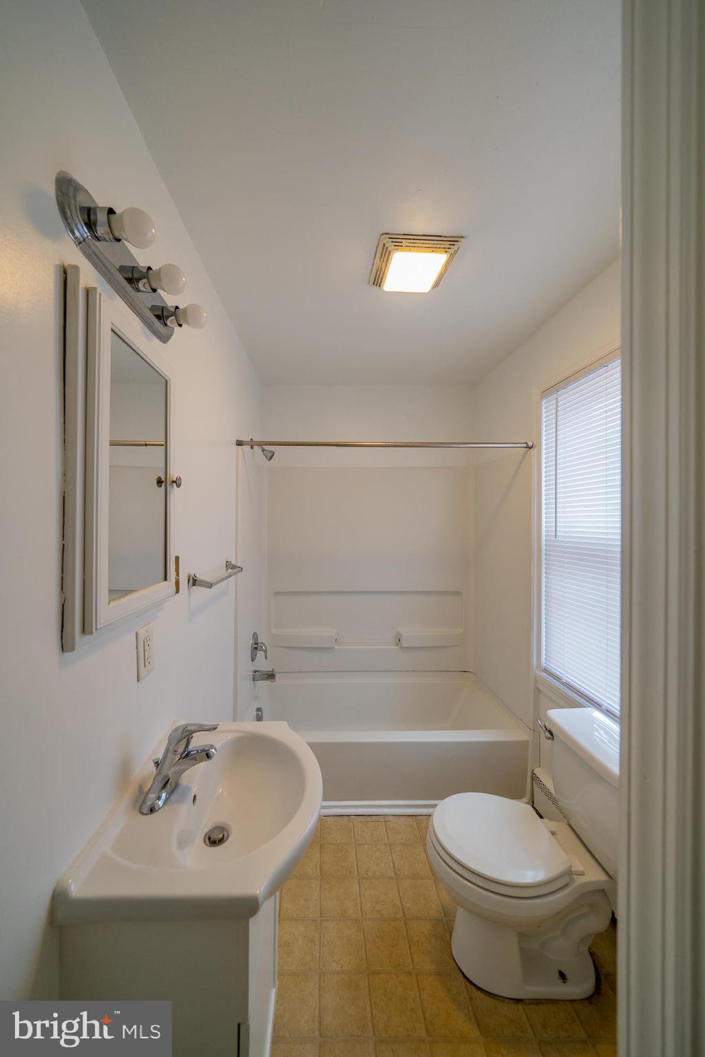 WEST CHESTER BORO - Residential Lease