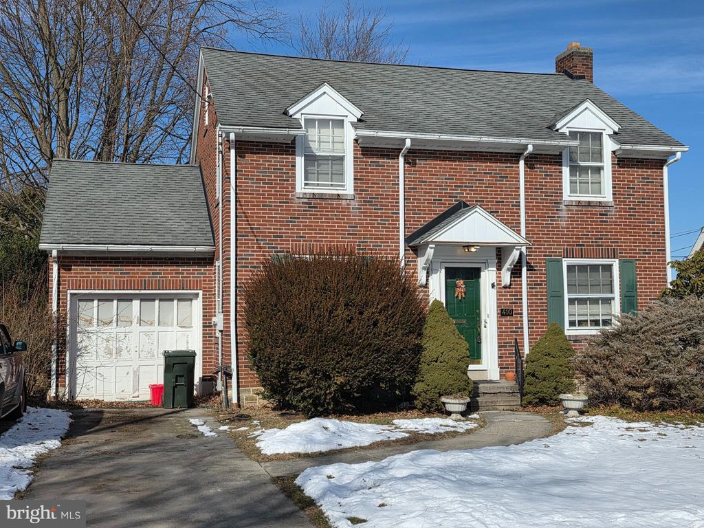 Photo of 410 5th Avenue, DENVER, PA 17517 (MLS # PALA2084090)
