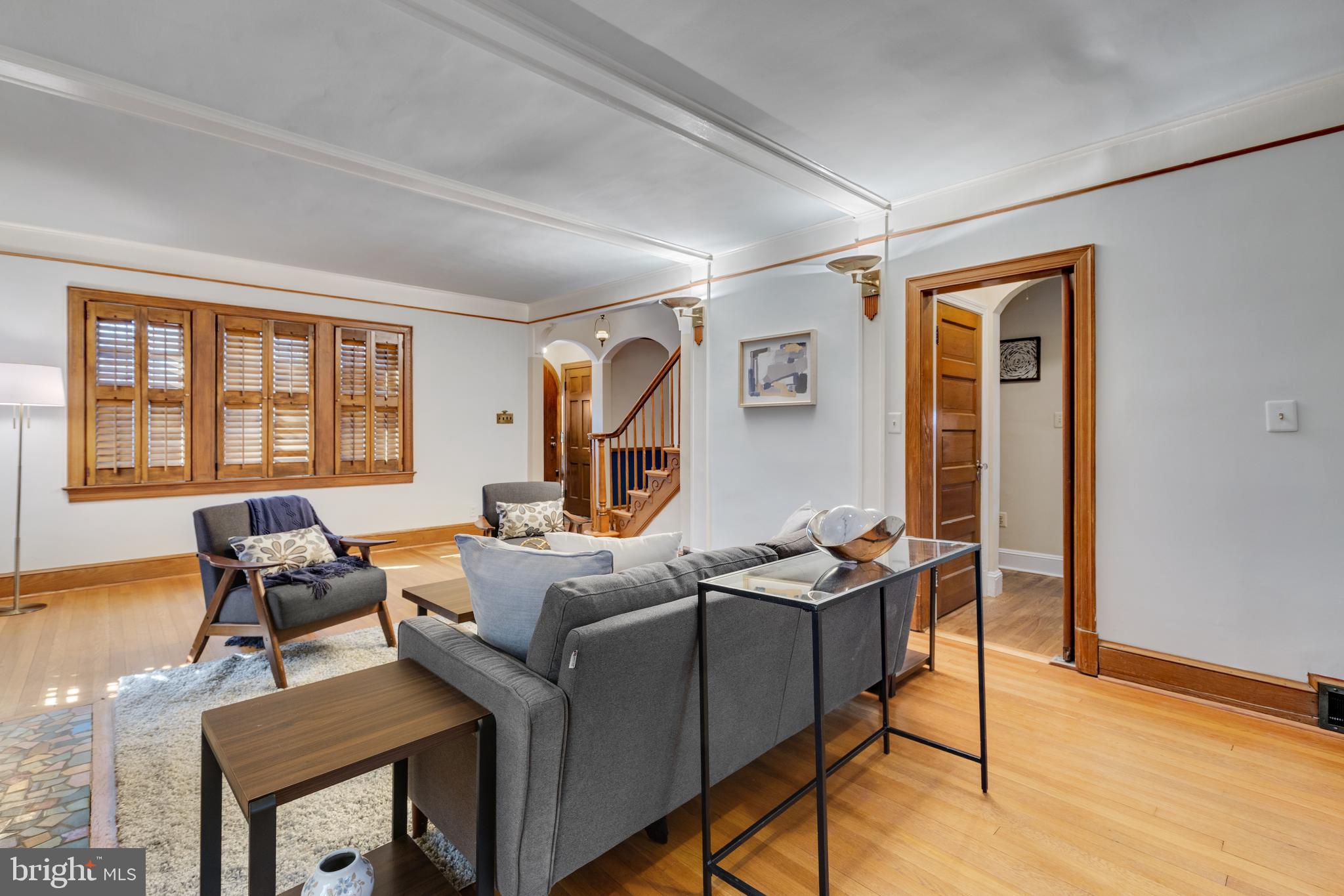 305 N KENMORE STREET