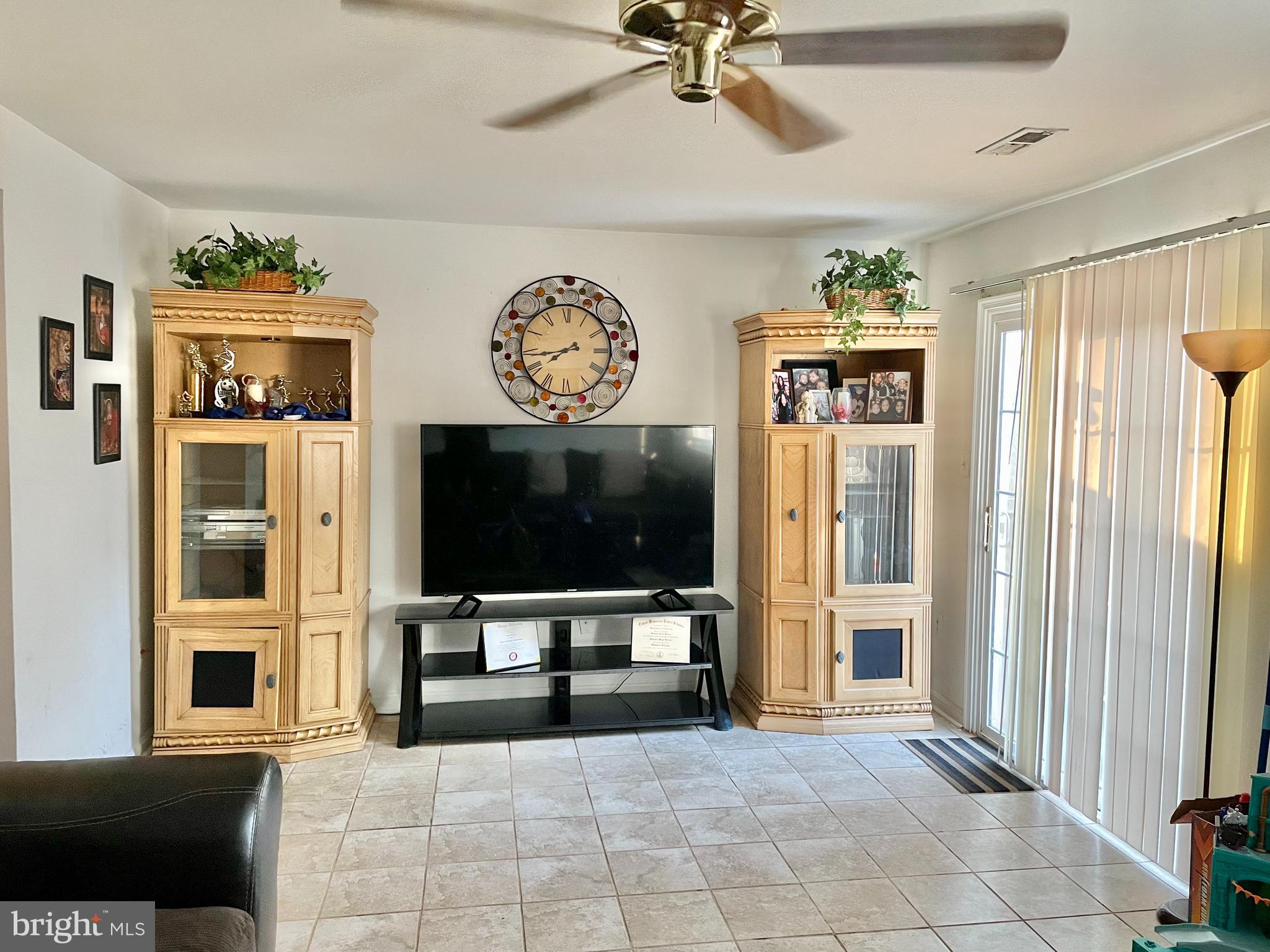 POINT OF WOODS - Residential