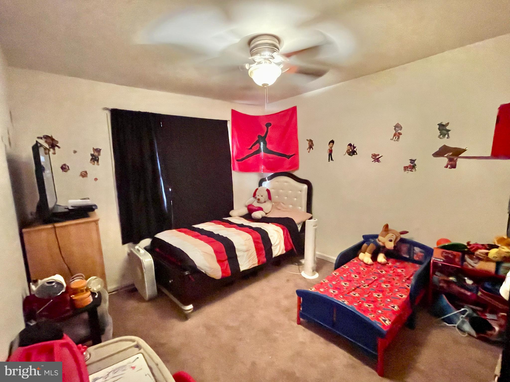 POINT OF WOODS - Residential