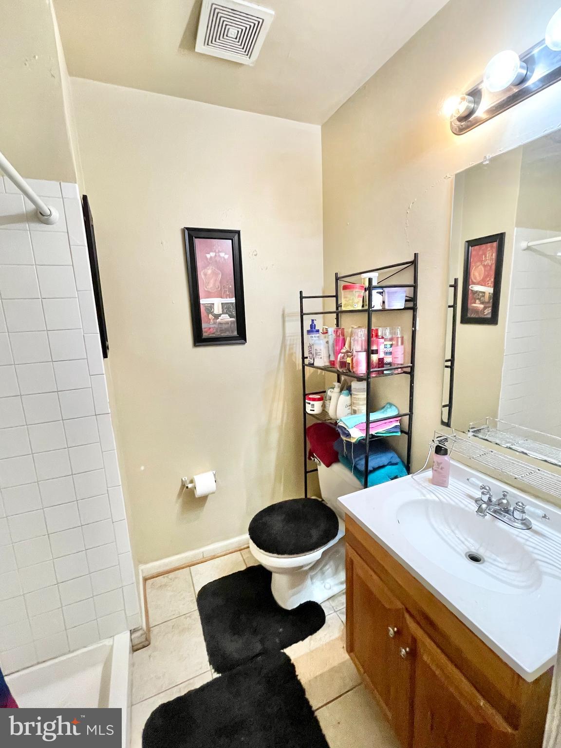 POINT OF WOODS - Residential