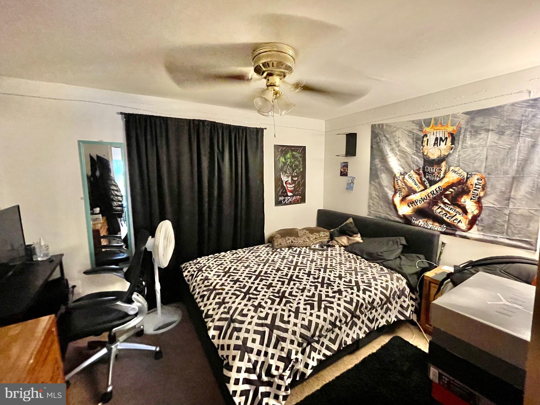 POINT OF WOODS - Residential