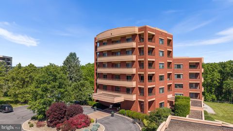 Photo of 455 Windmere Dr #4B, STATE COLLEGE, PA 16801 (MLS # PACE2519342)