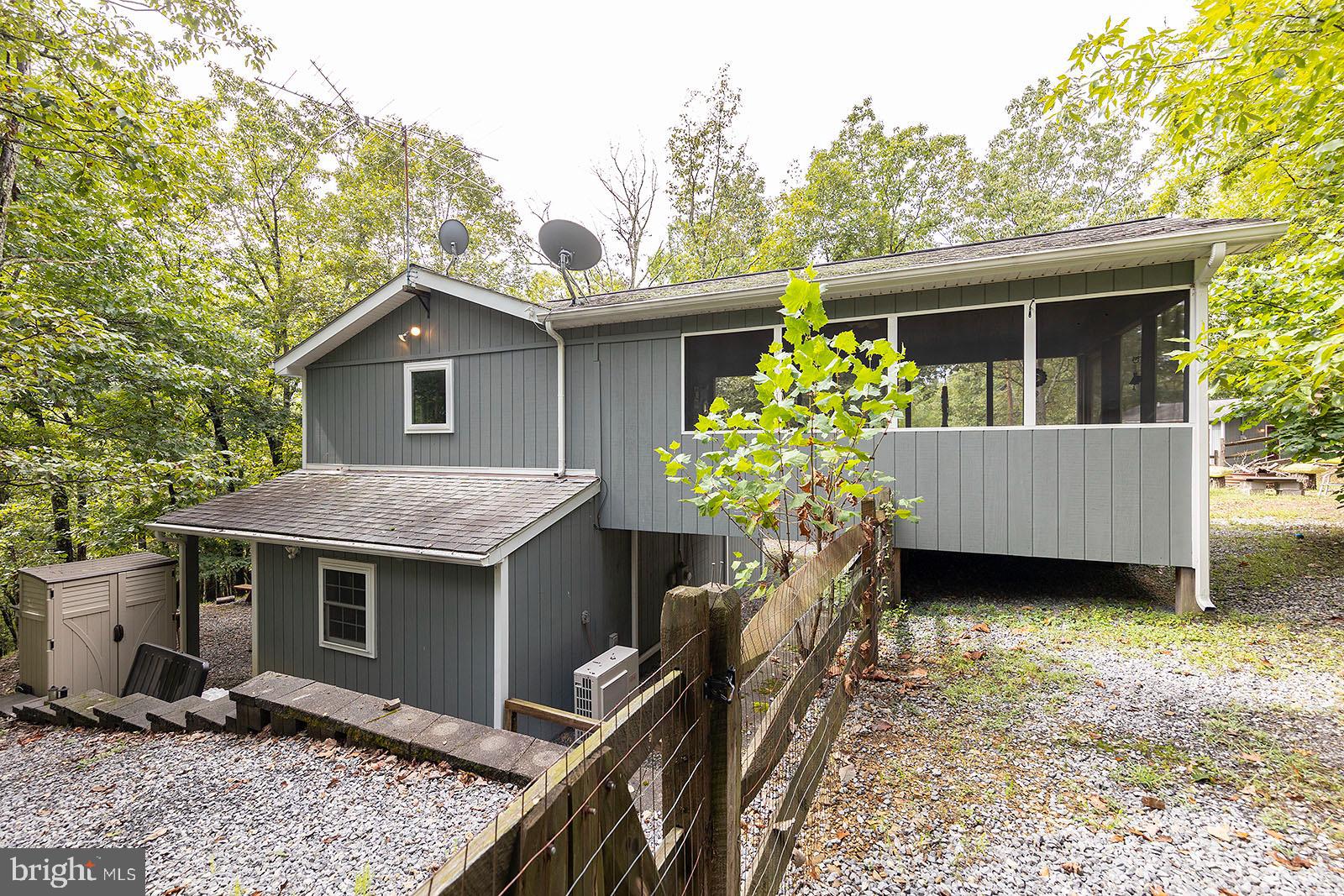 THE CROSSING AT GREAT CACAPON - Residential