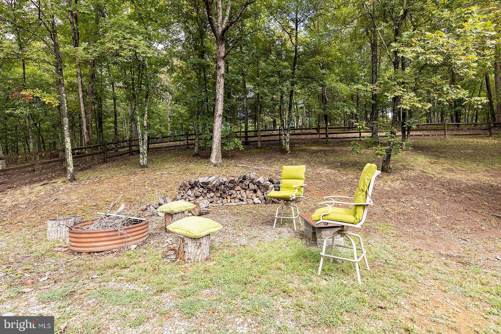 THE CROSSING AT GREAT CACAPON - Residential