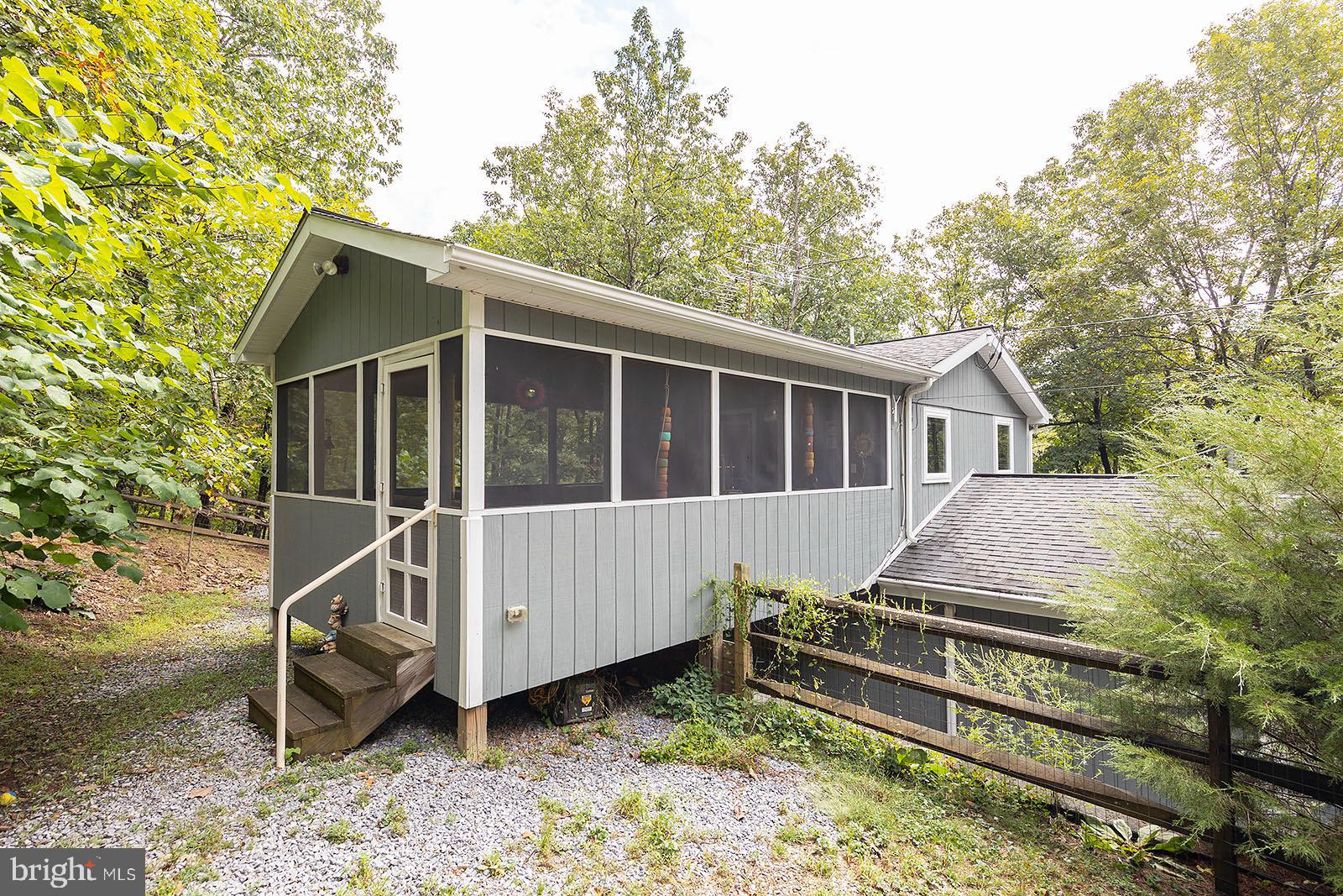 THE CROSSING AT GREAT CACAPON - Residential