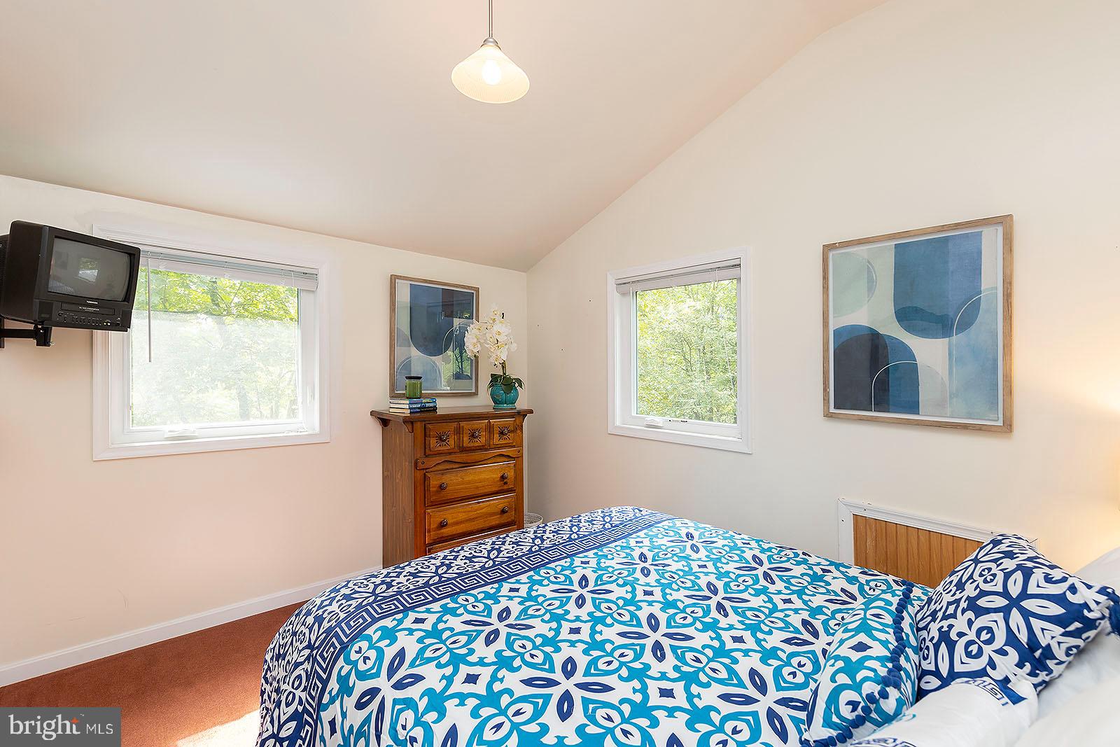 THE CROSSING AT GREAT CACAPON - Residential