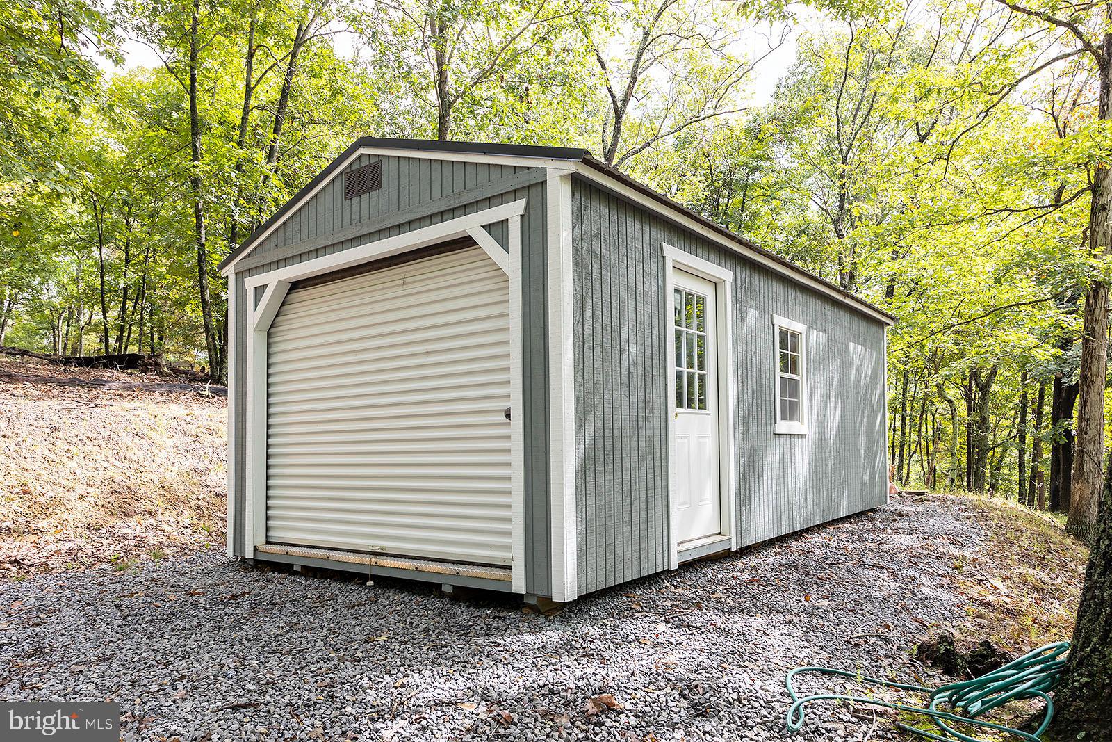 THE CROSSING AT GREAT CACAPON - Residential