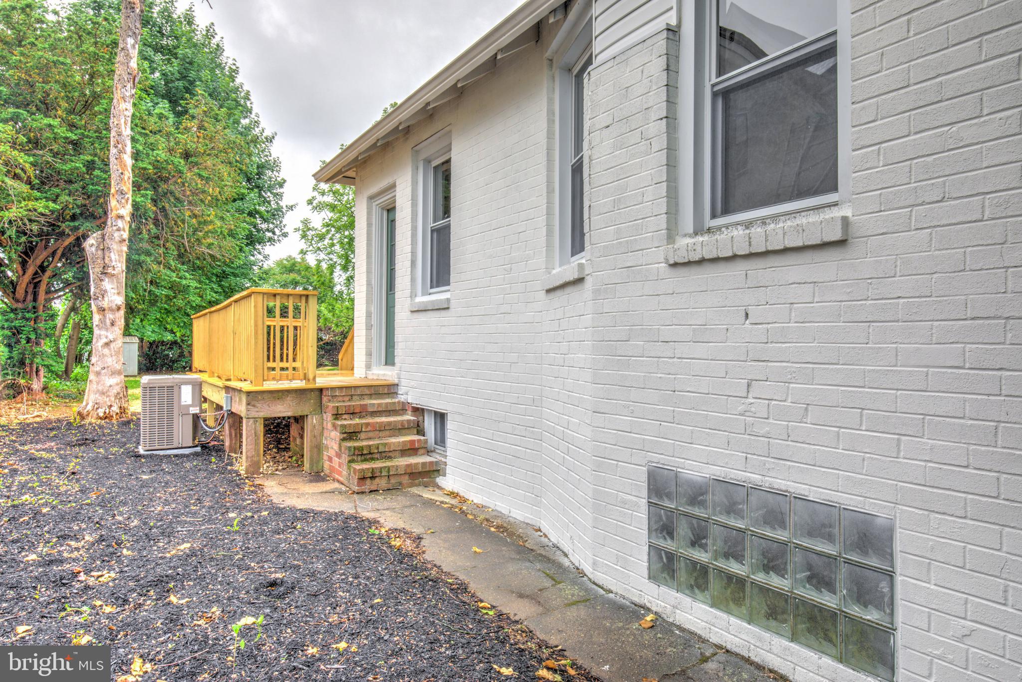 ROCKLEDGE - Residential