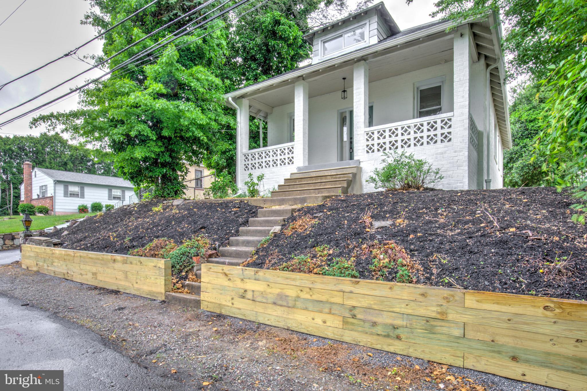 ROCKLEDGE - Residential