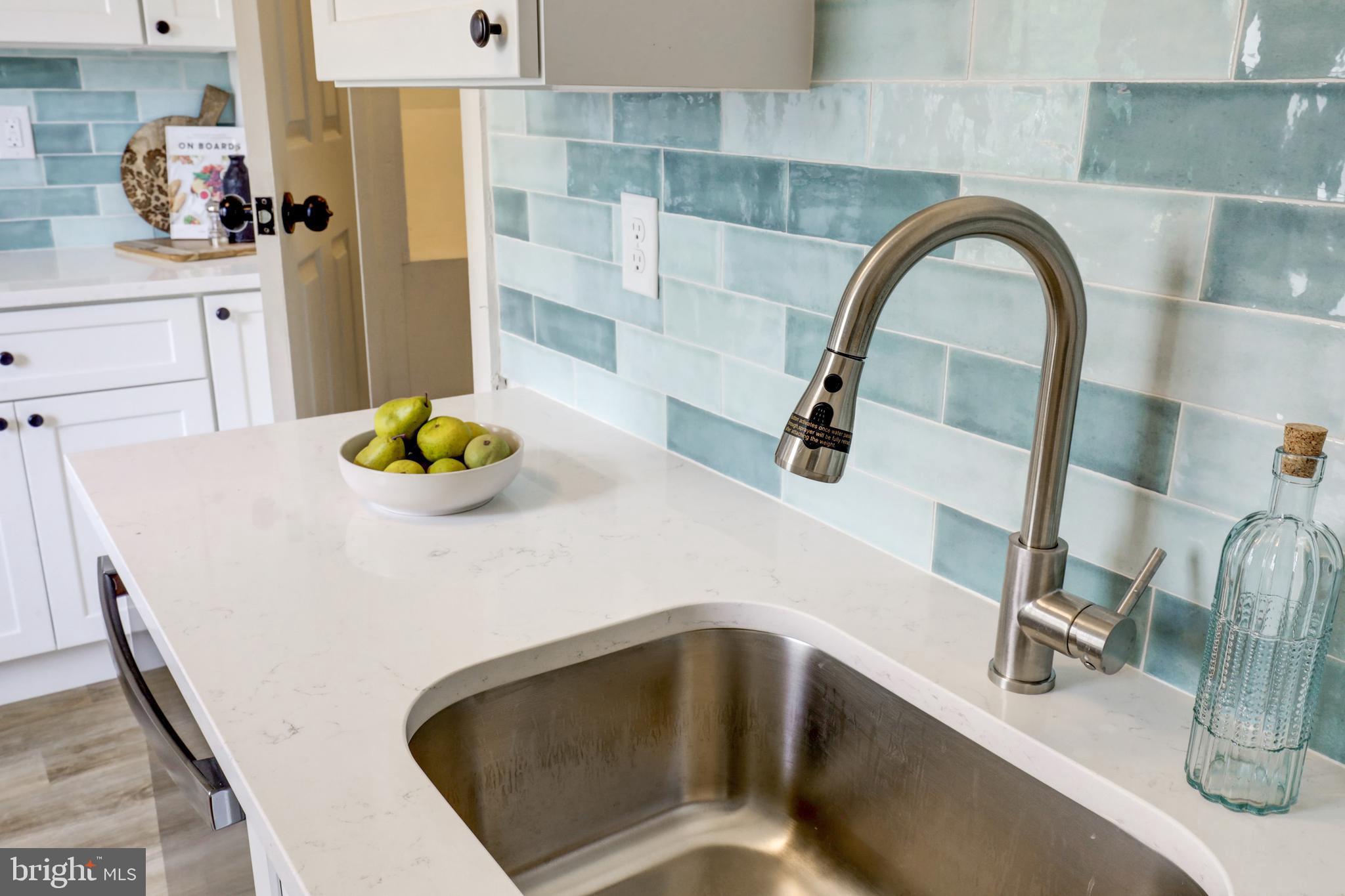 ROCKLEDGE - Residential