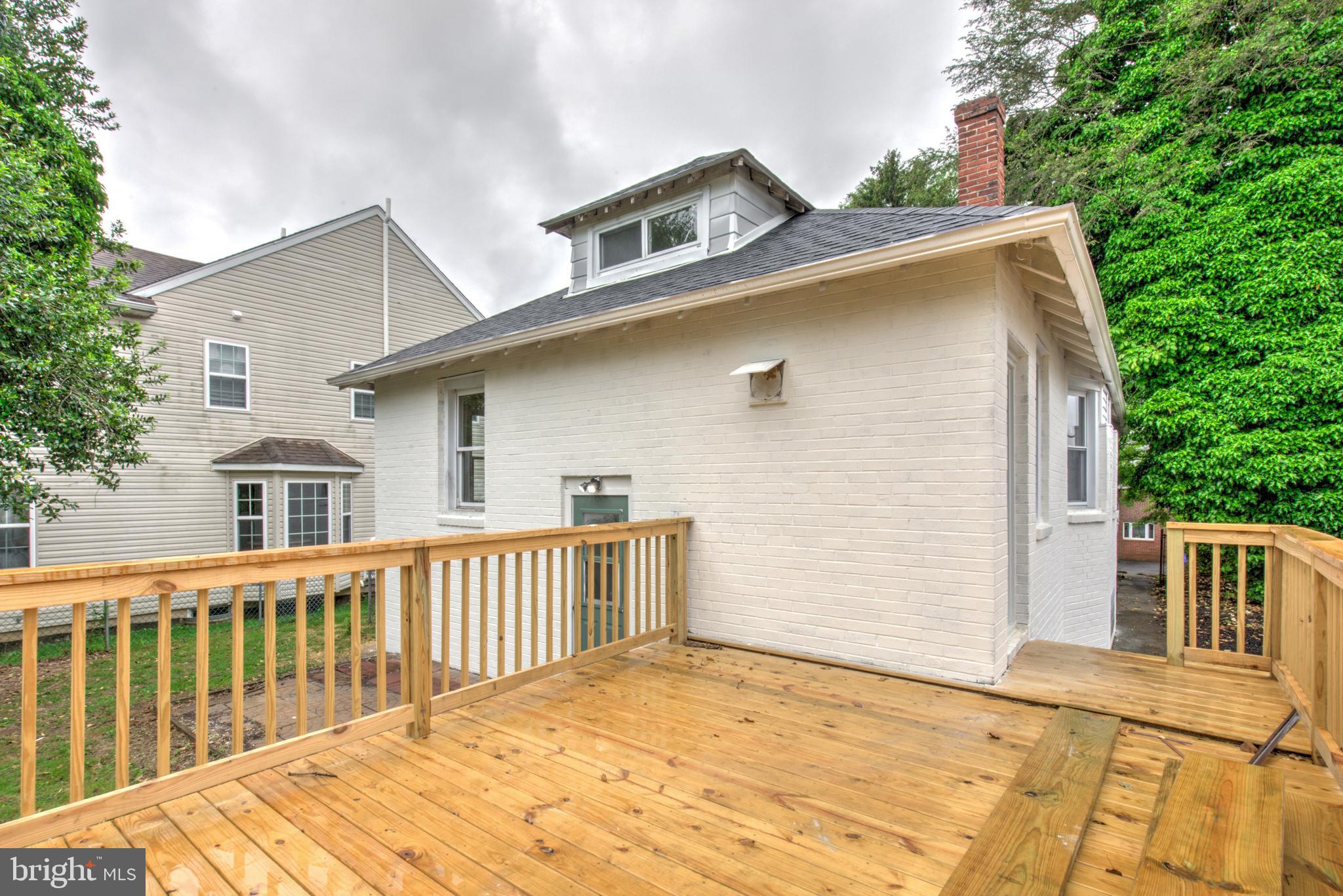 ROCKLEDGE - Residential