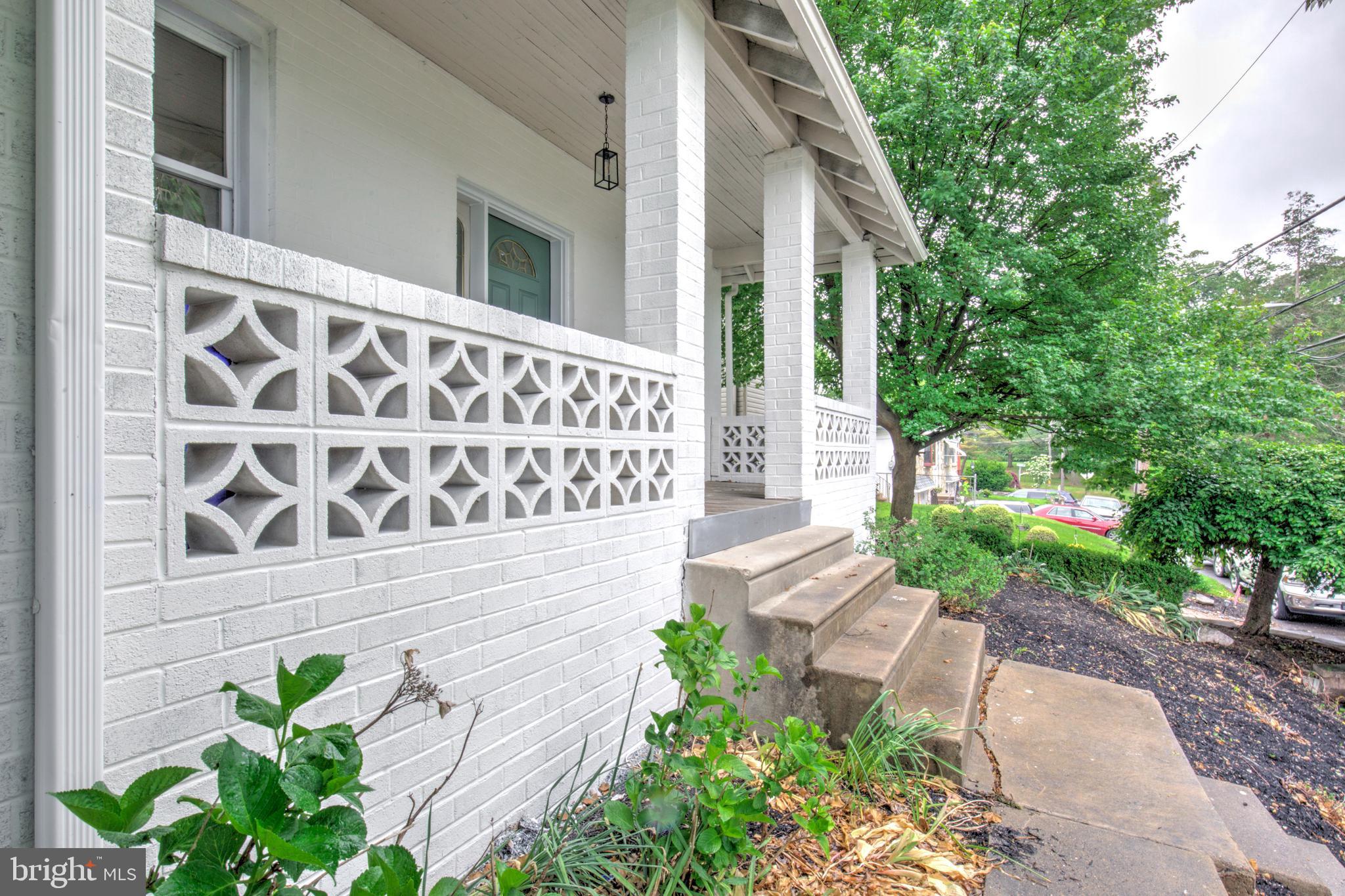 ROCKLEDGE - Residential