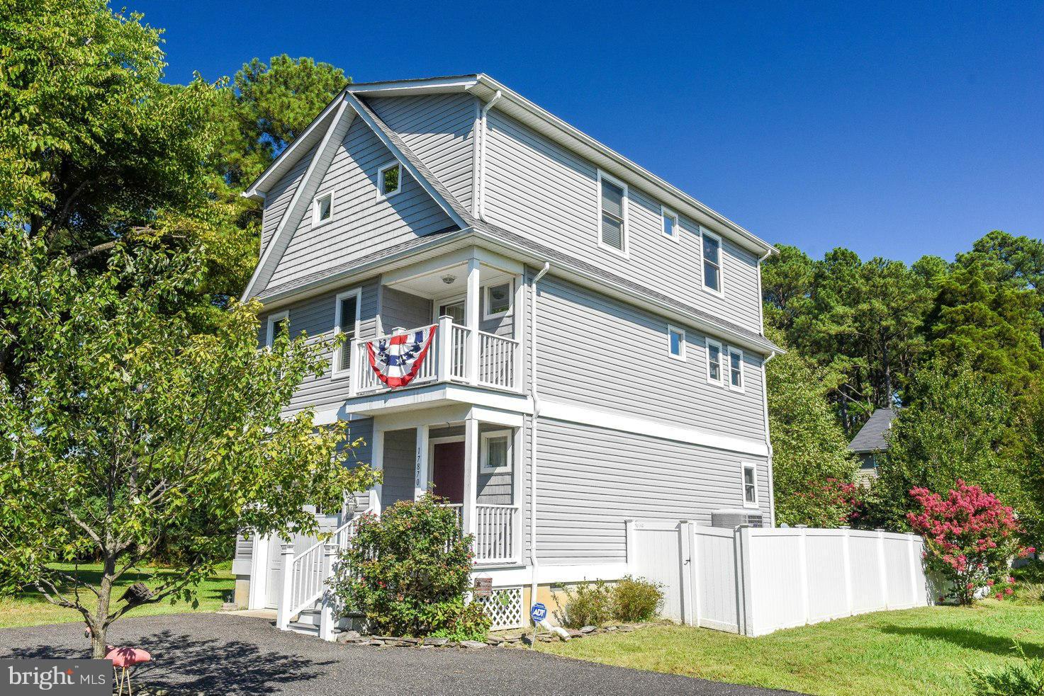 ST GEORGE BEACH - Residential