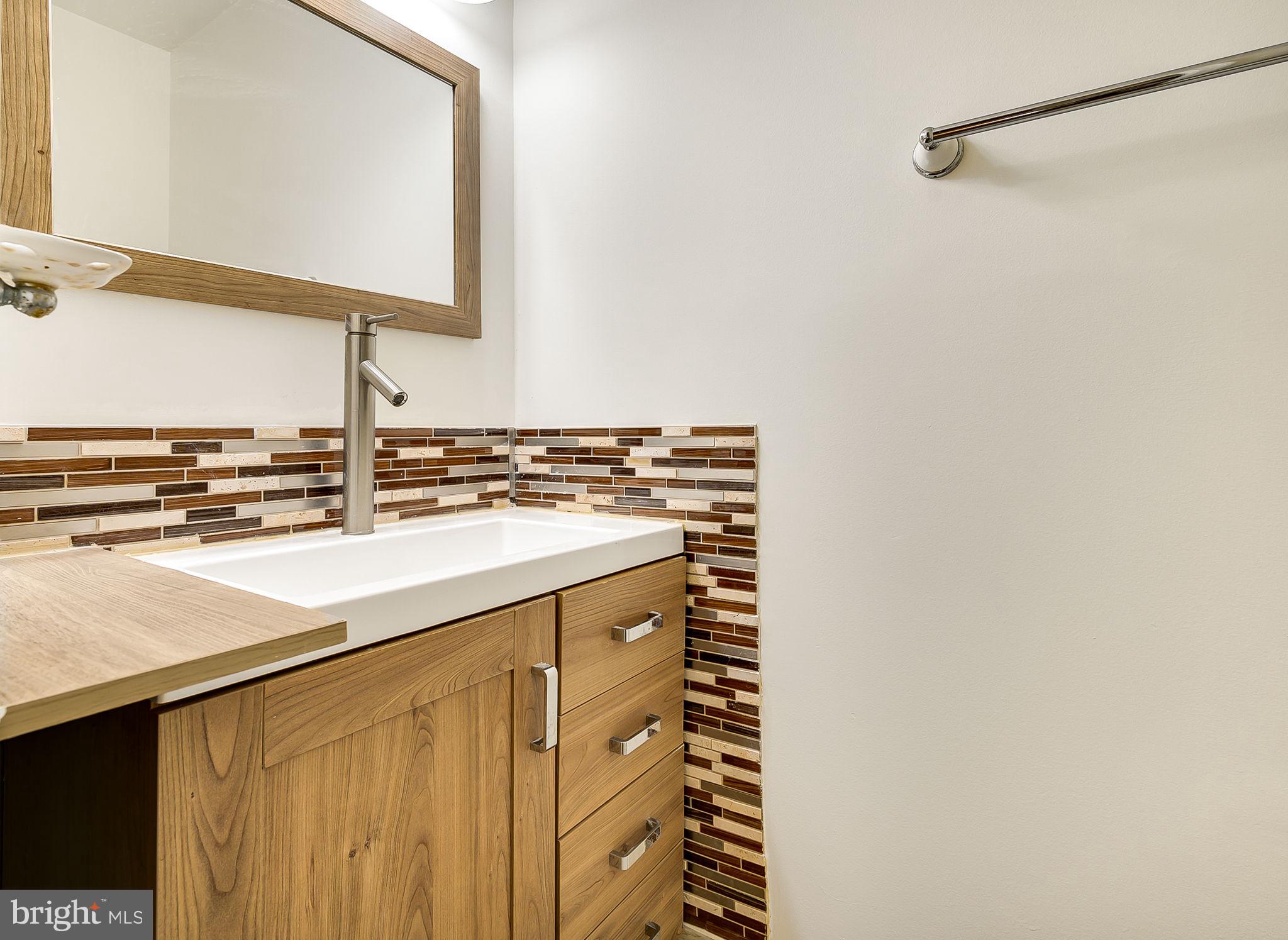 POINT OF WOODS - Residential