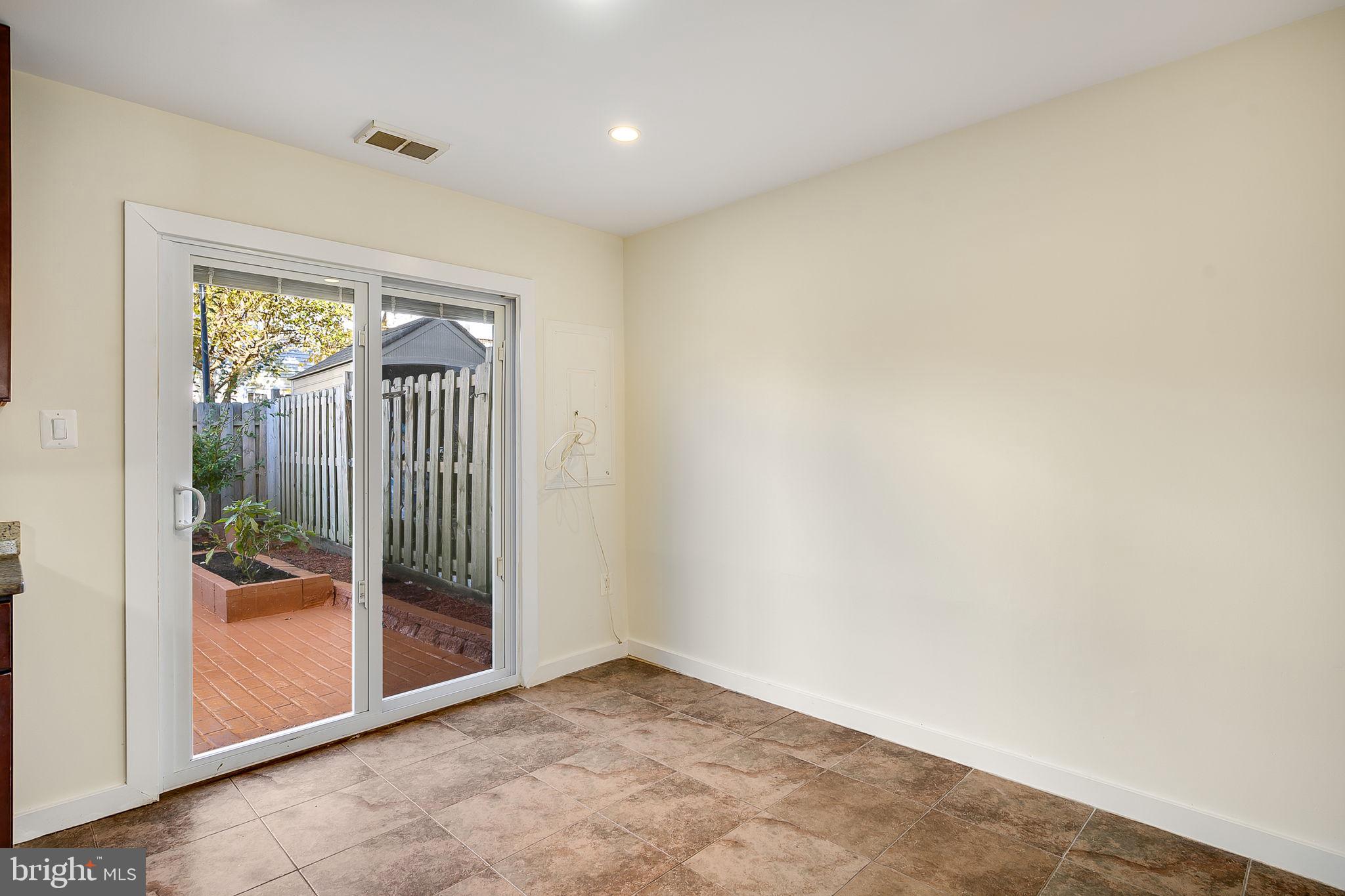 POINT OF WOODS - Residential