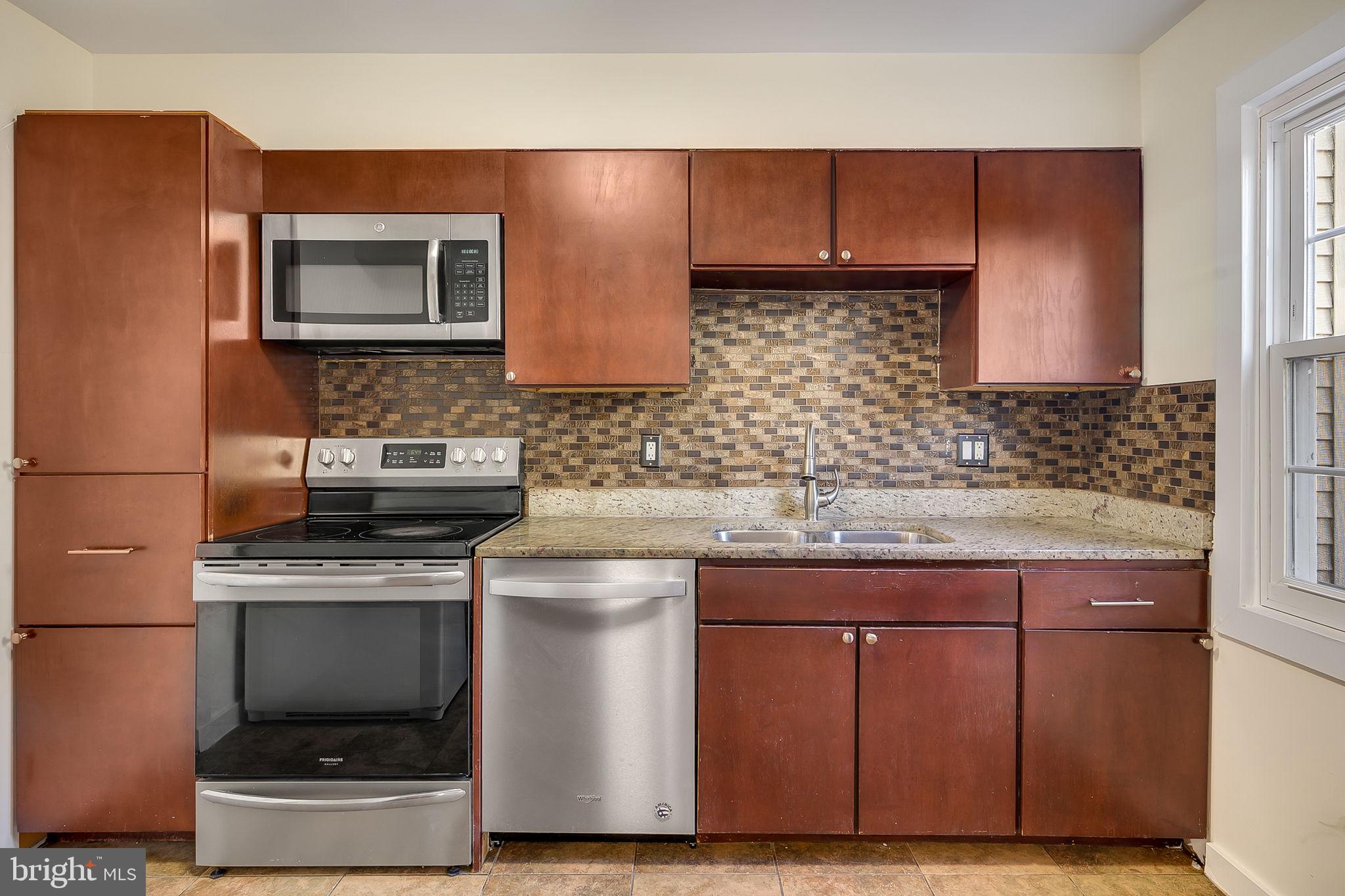 POINT OF WOODS - Residential