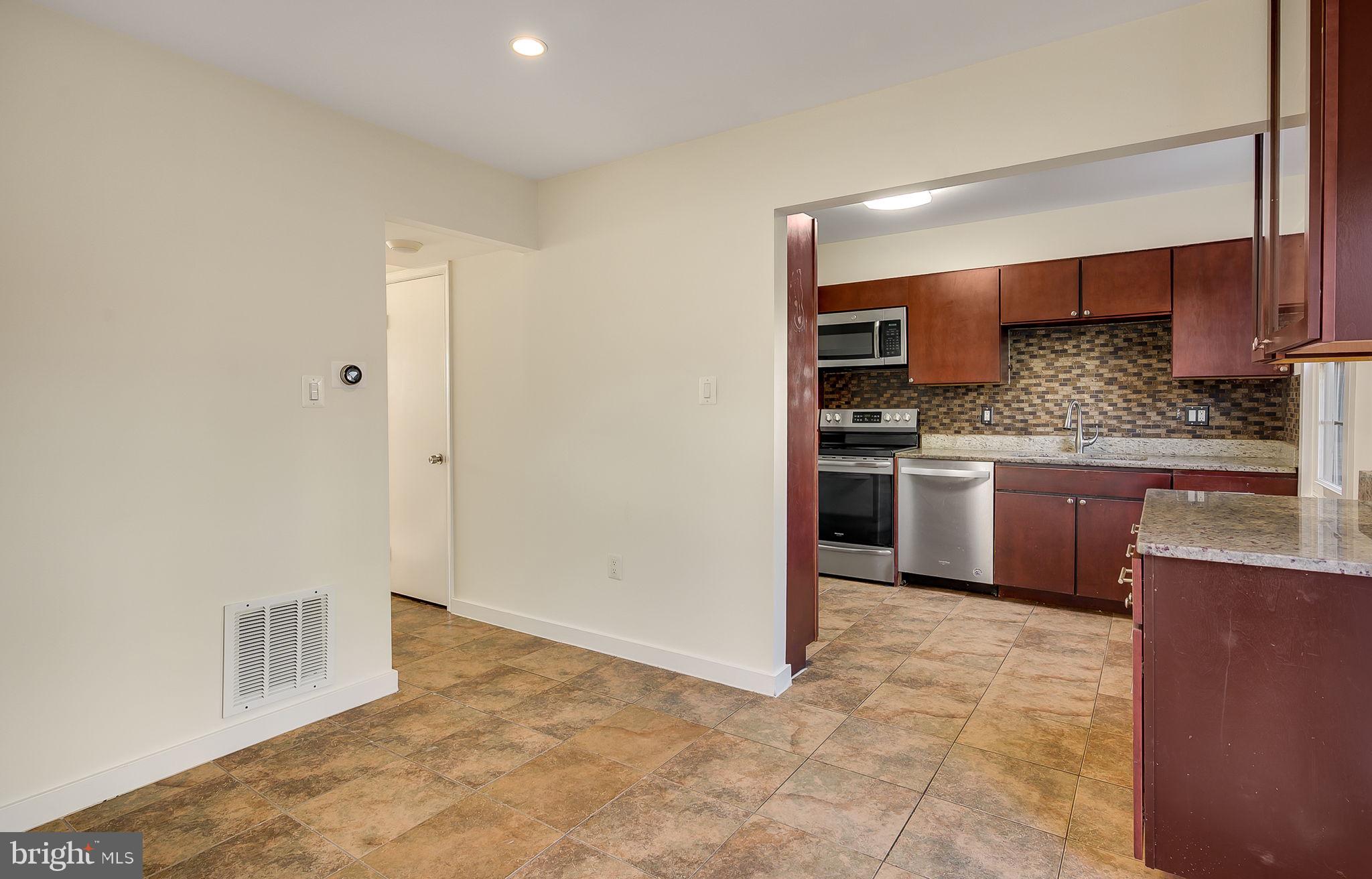 POINT OF WOODS - Residential