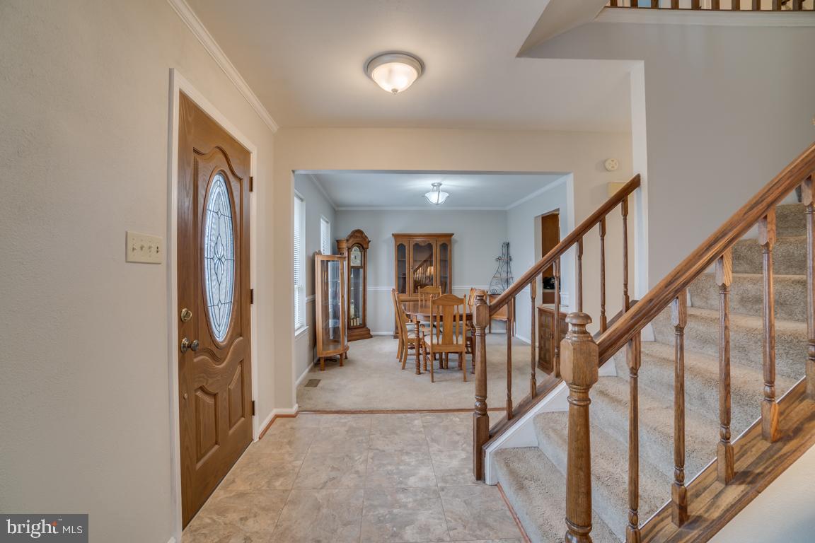 CRESTBROOK - Residential