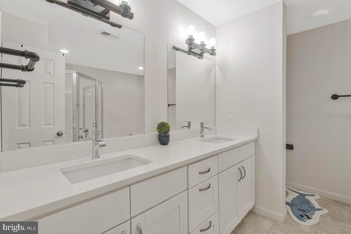 ST CHARLES SUB - SHEFFIELD - Residential