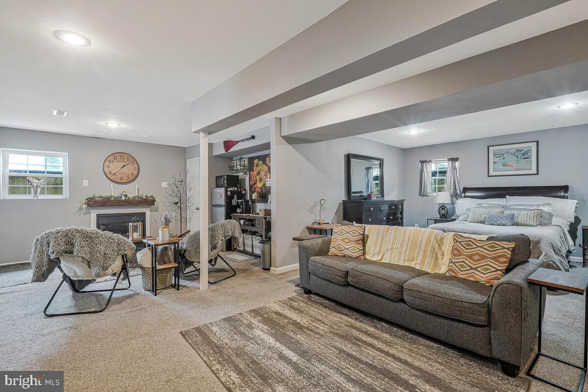 ST CHARLES SUB - SHEFFIELD - Residential