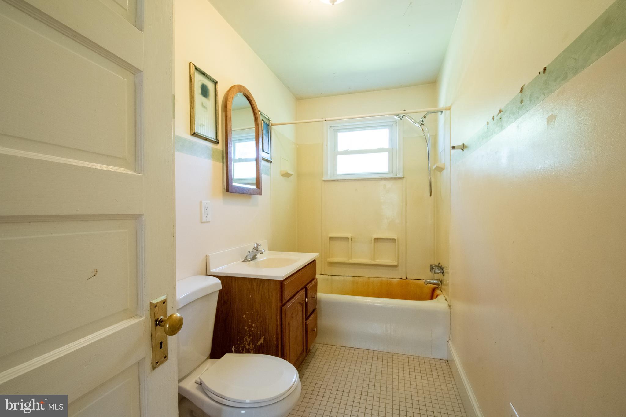 SOUTH RIVER PARK - Residential