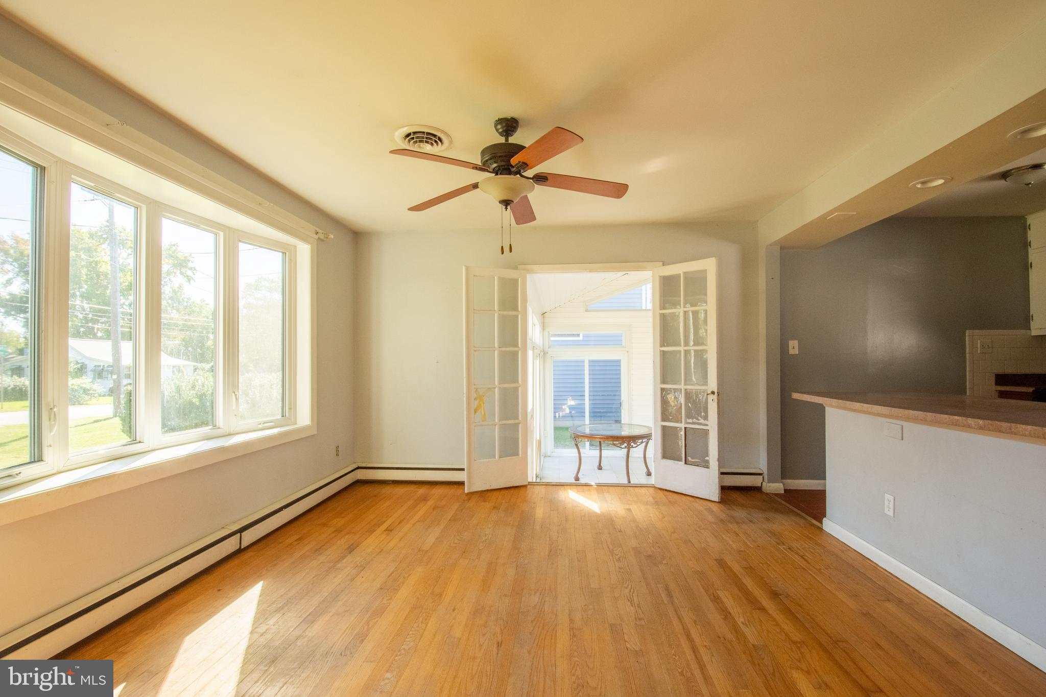 SOUTH RIVER PARK - Residential