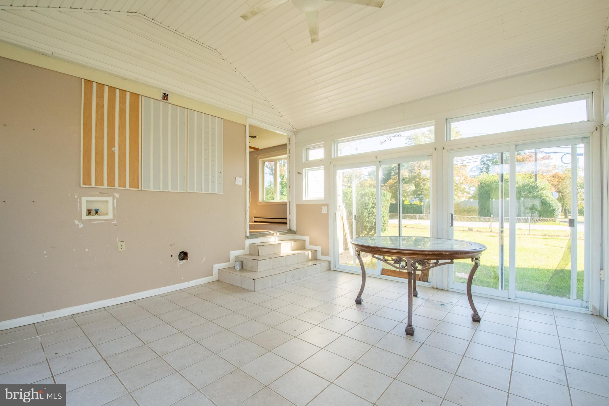 SOUTH RIVER PARK - Residential