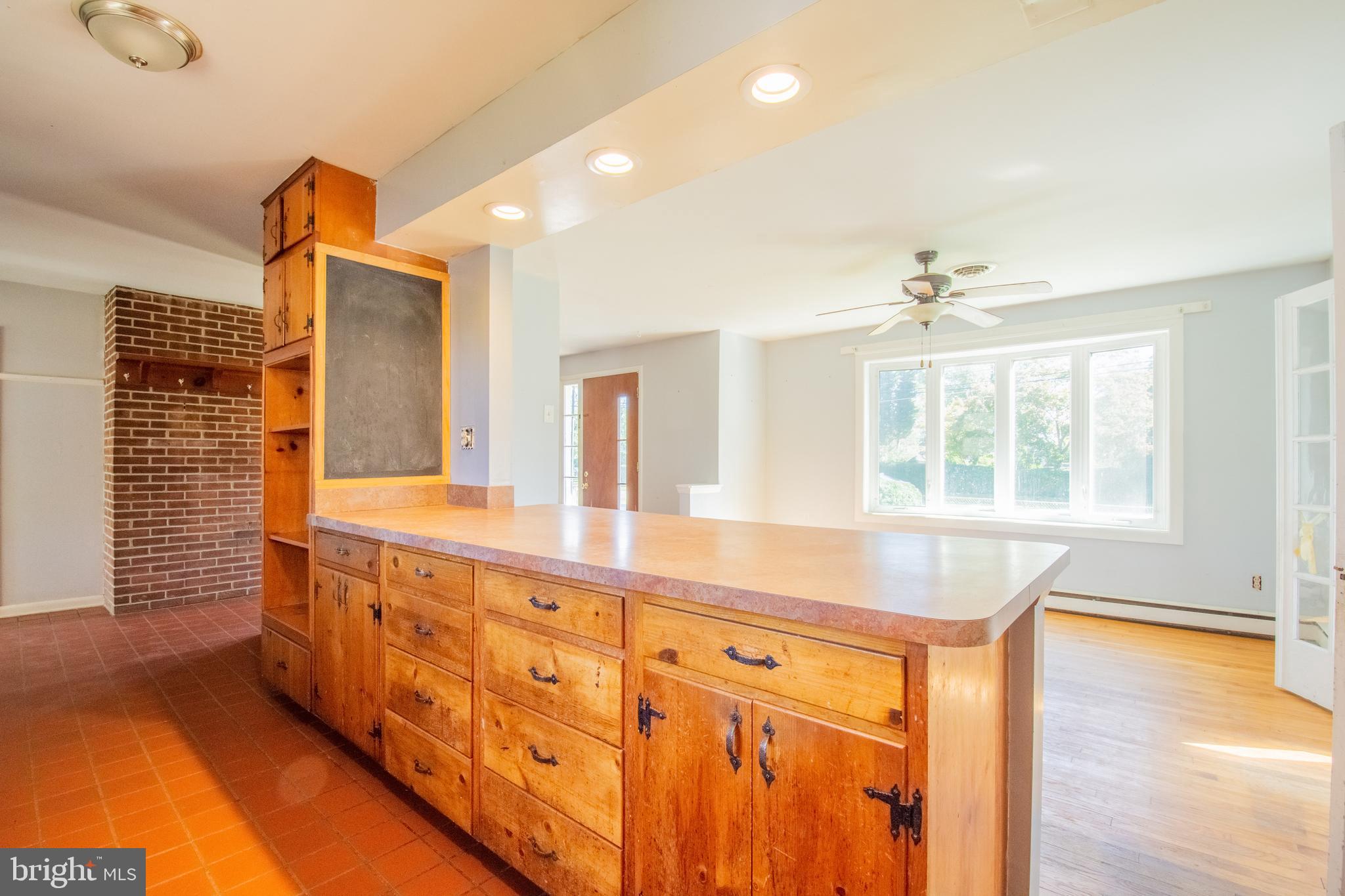 SOUTH RIVER PARK - Residential