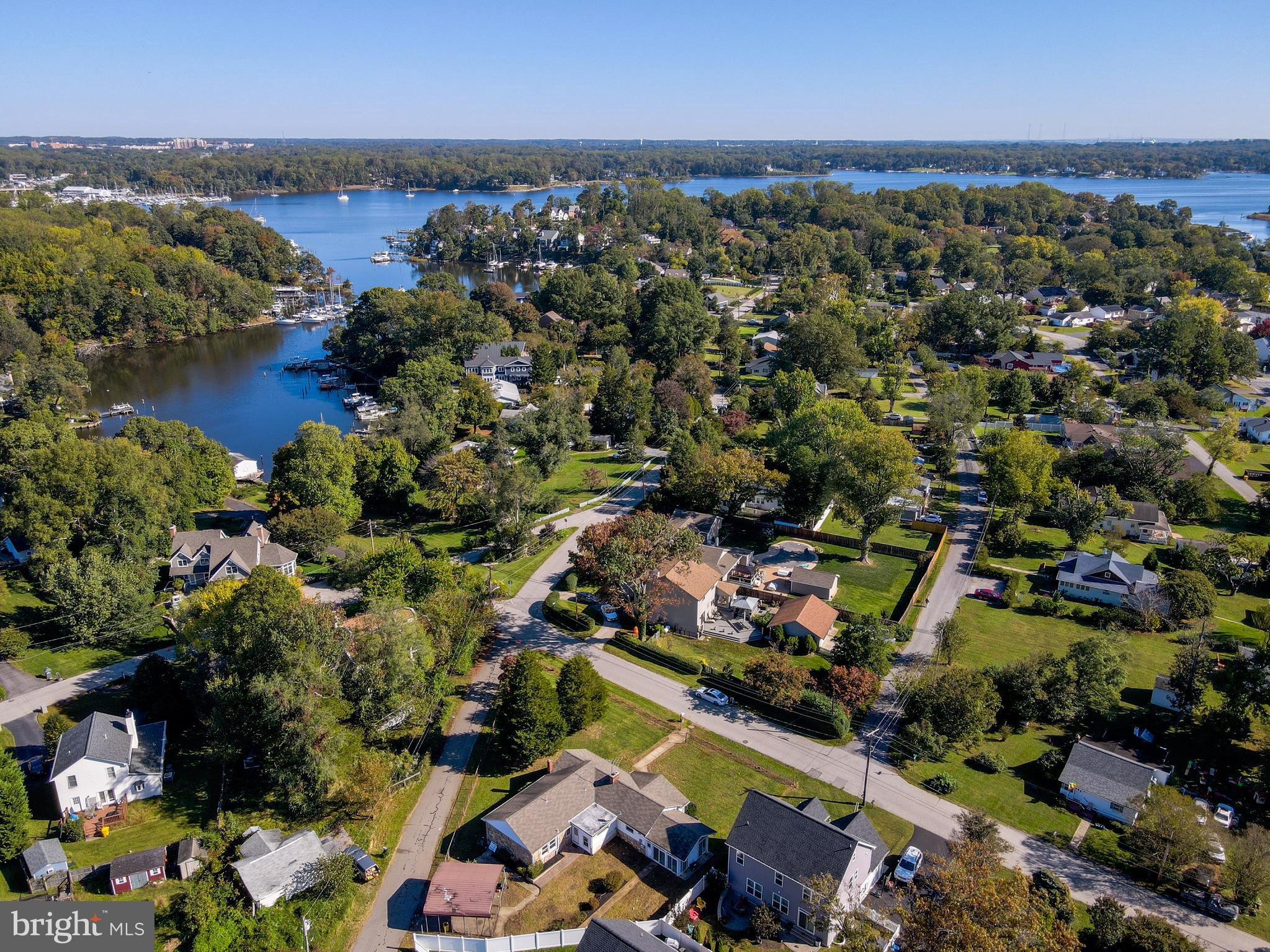 SOUTH RIVER PARK - Residential