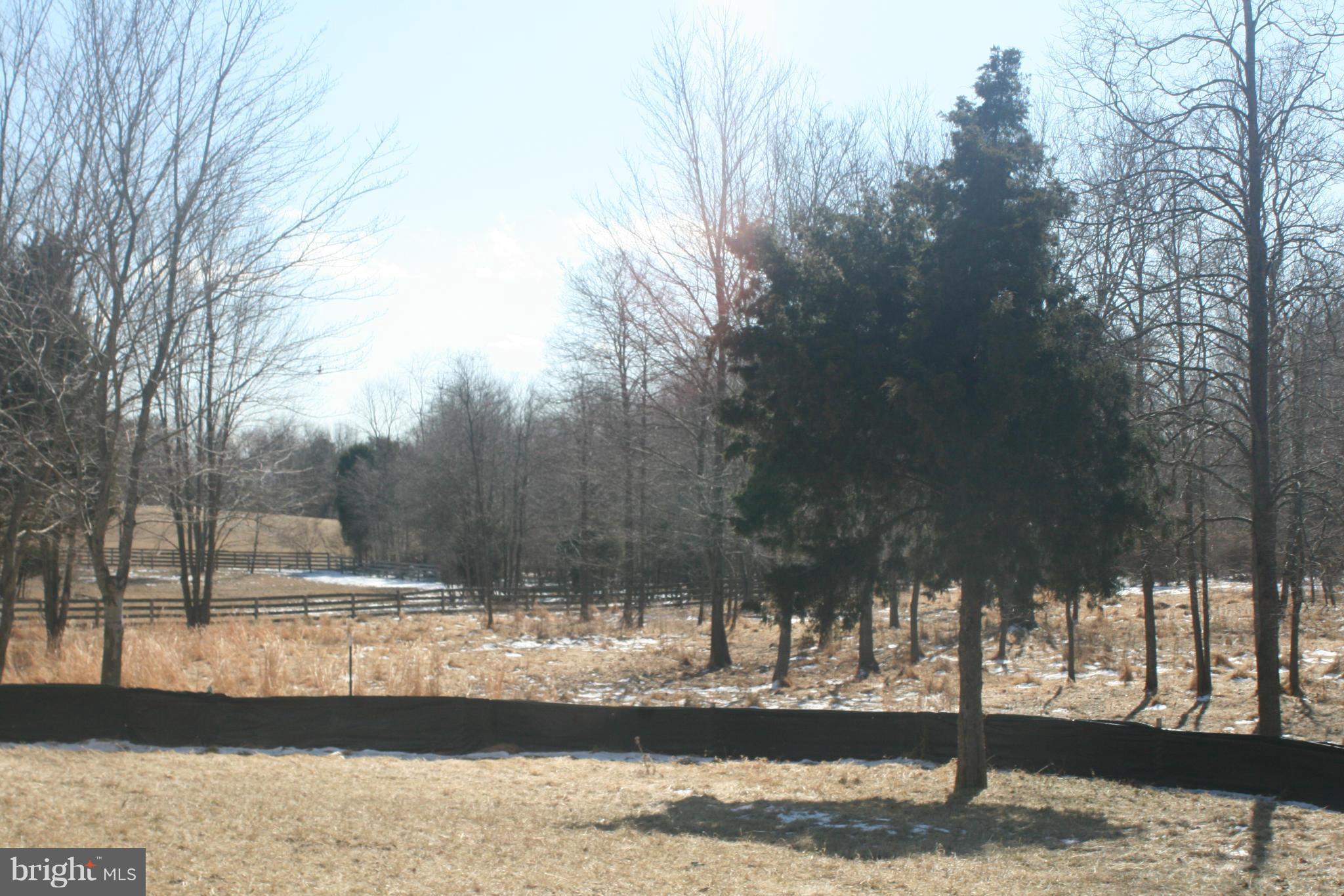 TRAVILAH MEADOWS - Residential