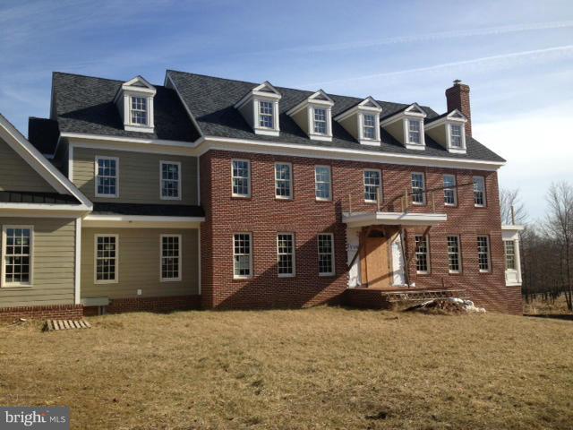 TRAVILAH MEADOWS - Residential