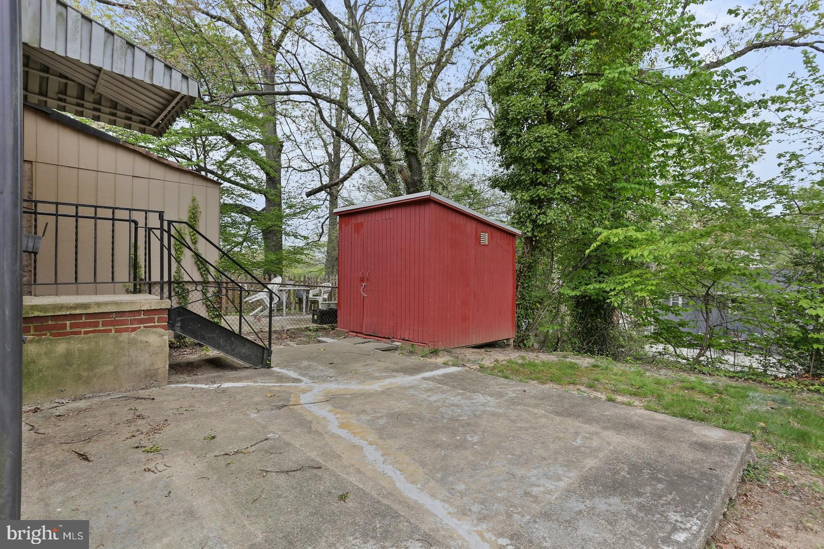 DUPONT VILLAGE - Residential