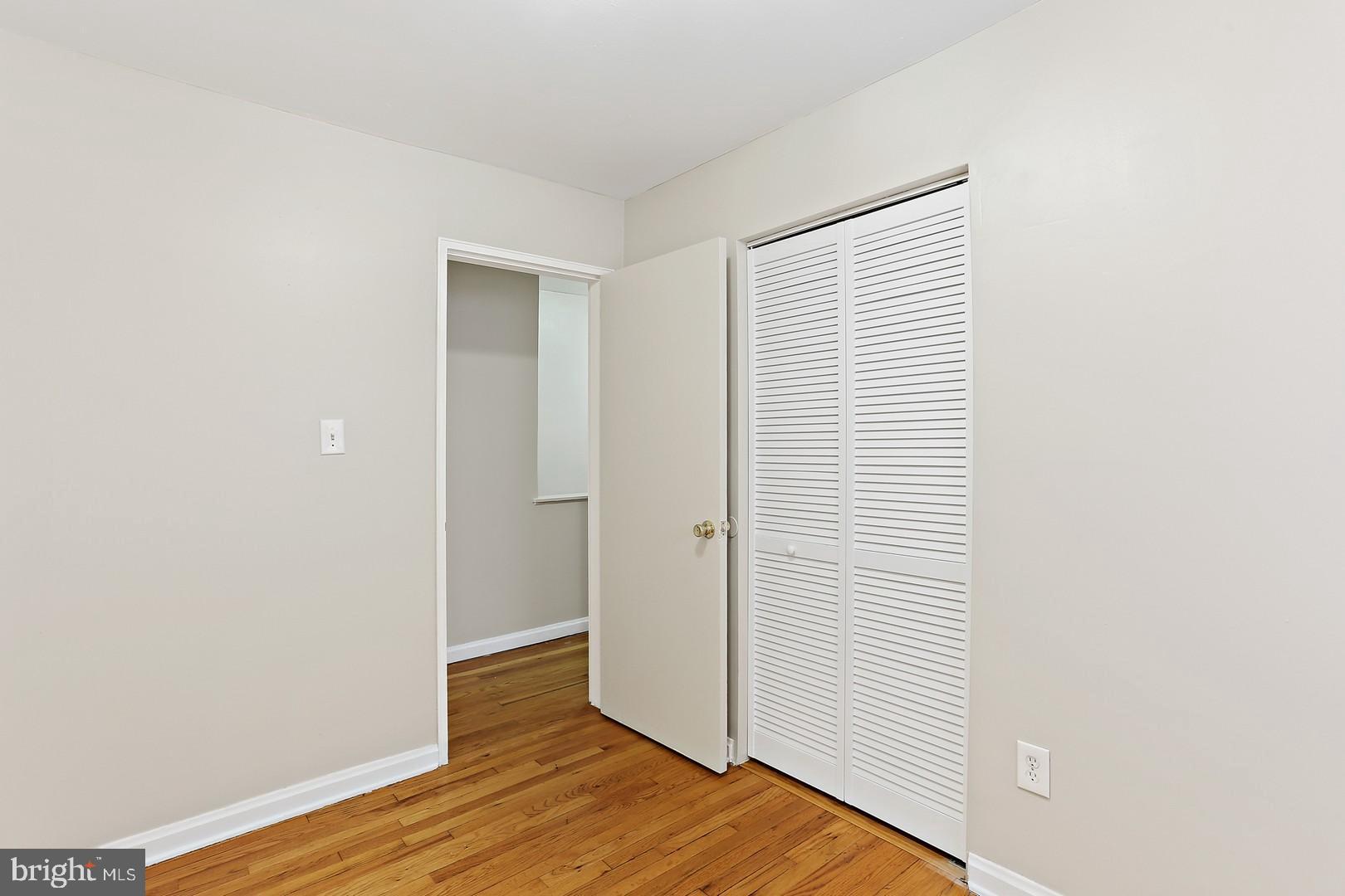 DUPONT VILLAGE - Residential