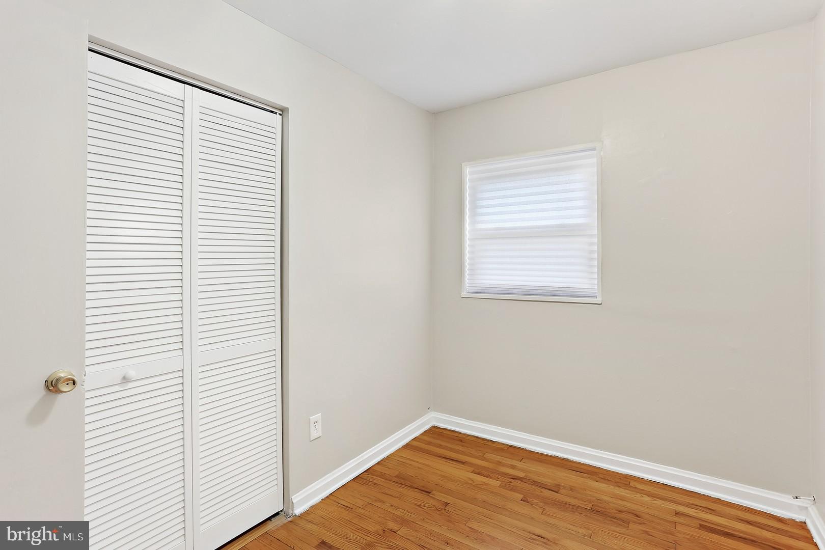 DUPONT VILLAGE - Residential