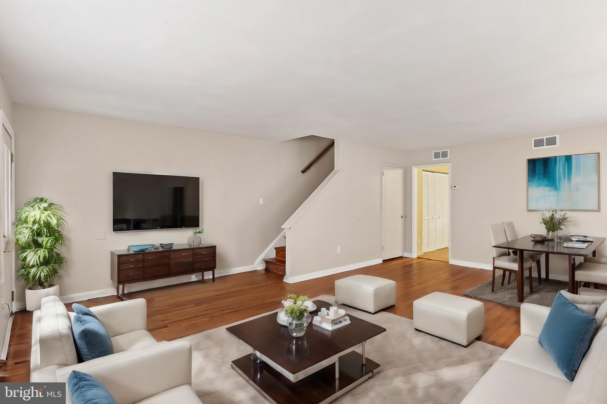 DUPONT VILLAGE - Residential