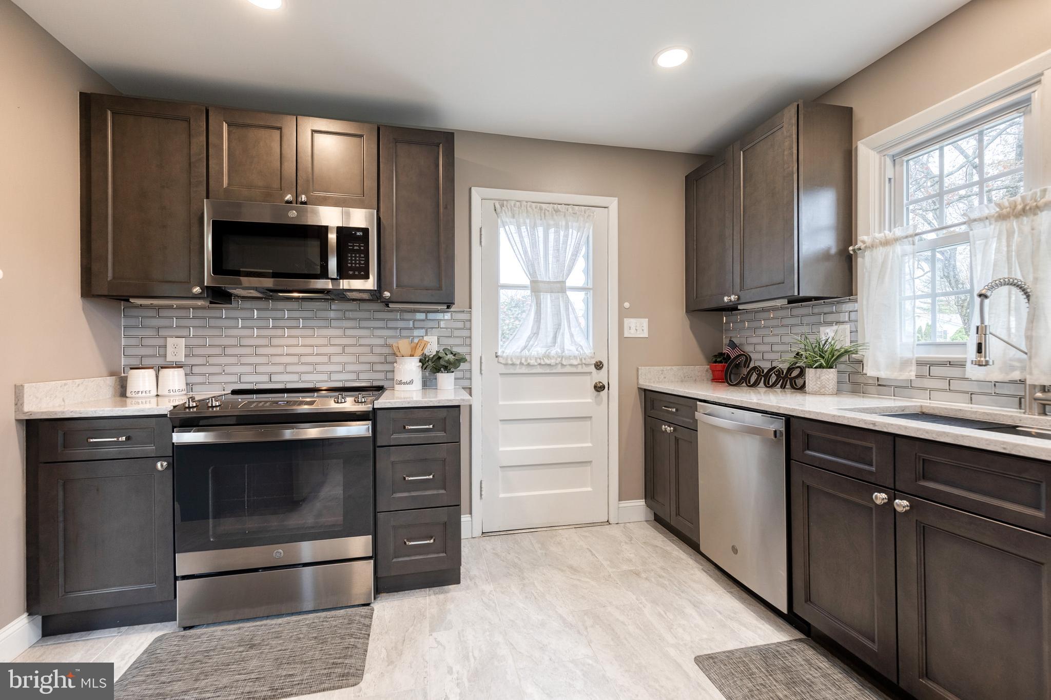 WESTVIEW PARK - Residential