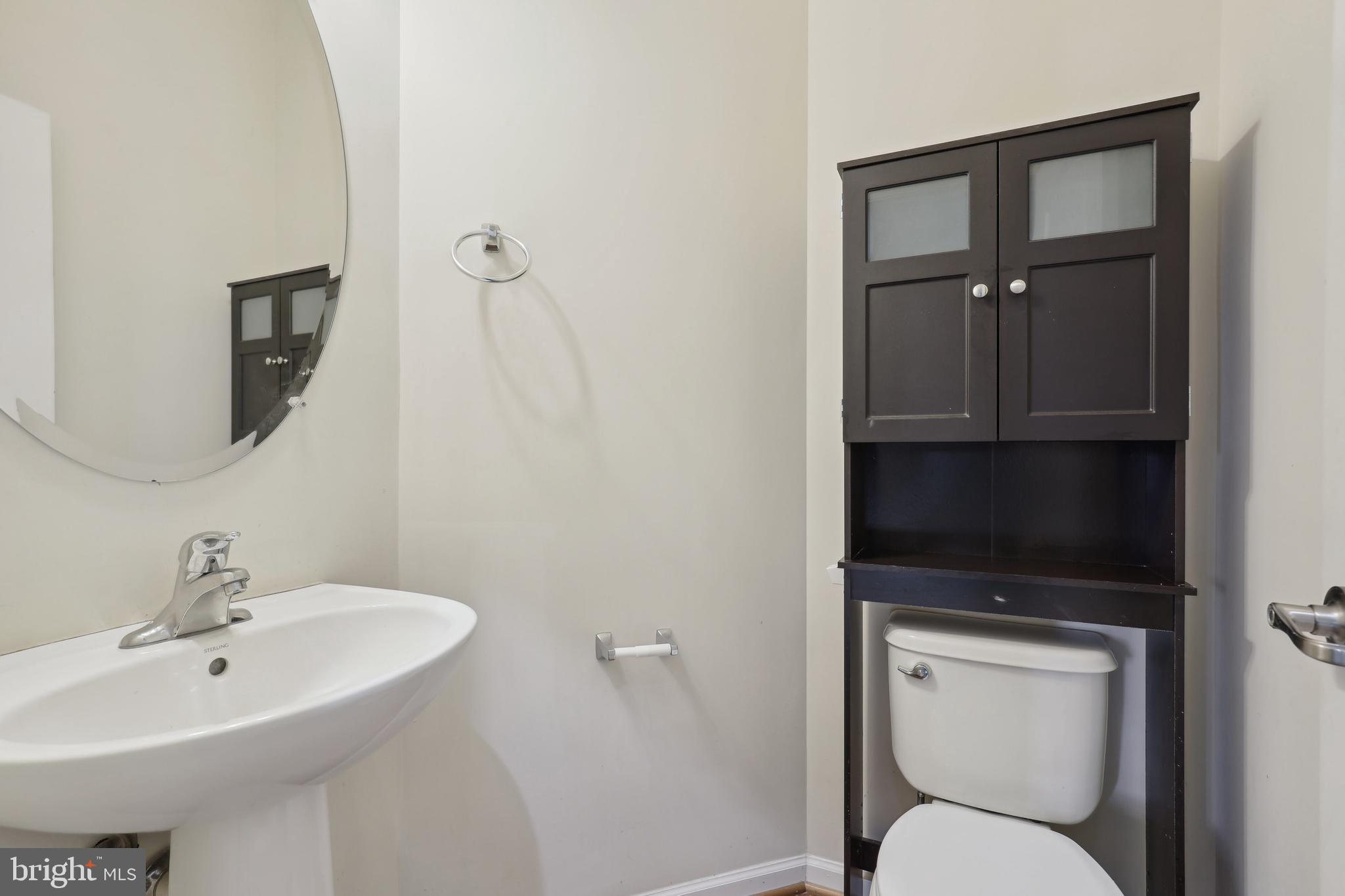 EAST GATE - Residential Lease