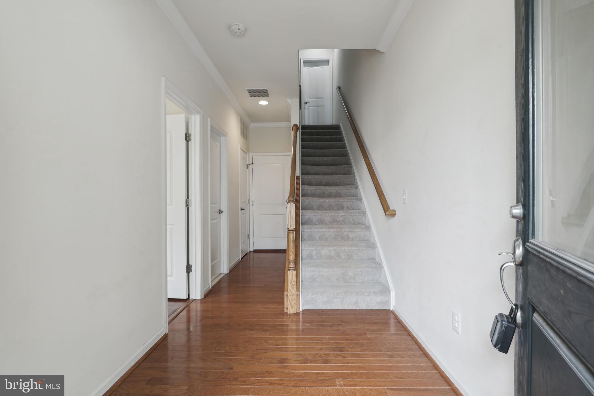 EAST GATE - Residential Lease