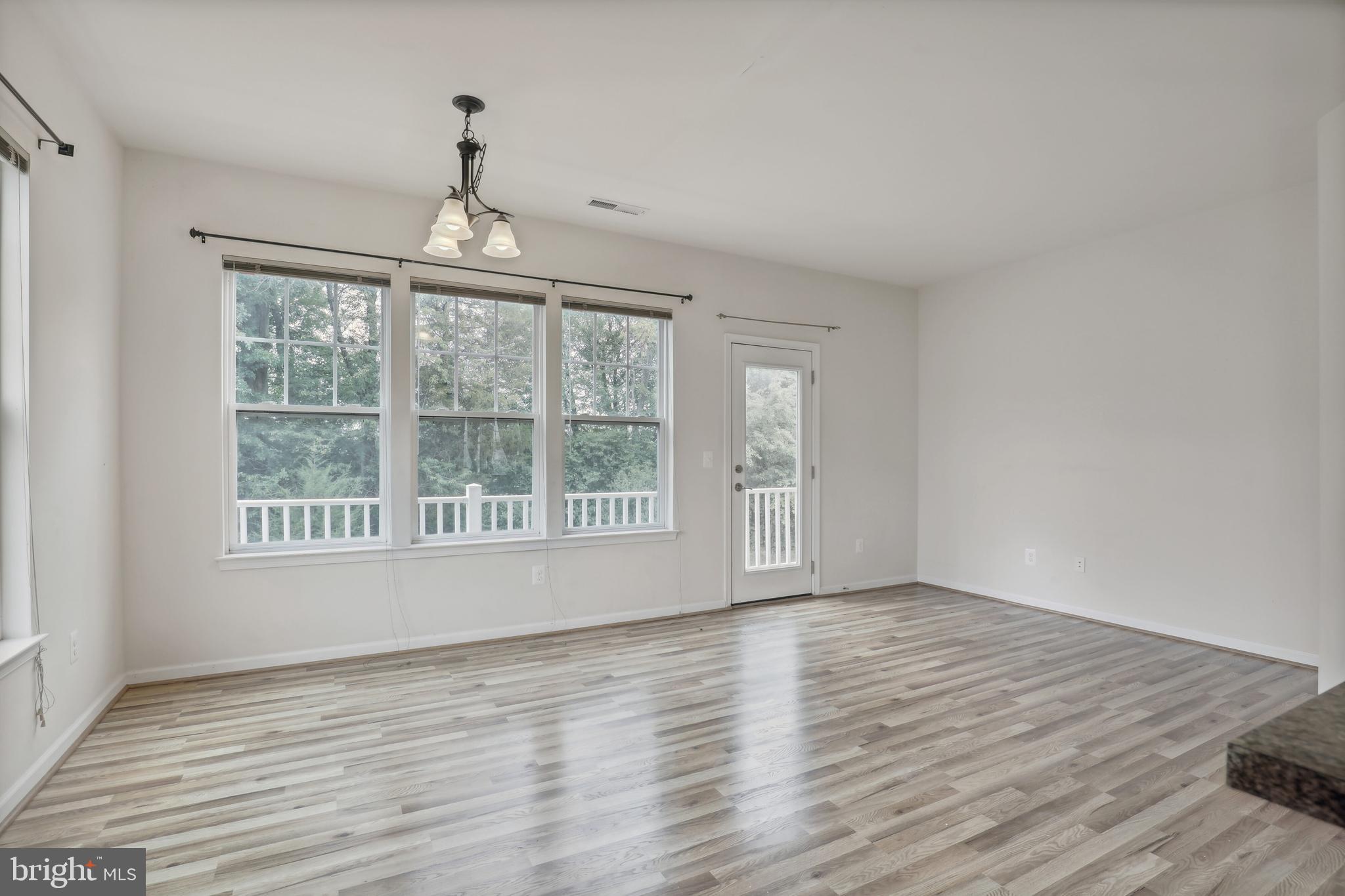 EAST GATE - Residential Lease