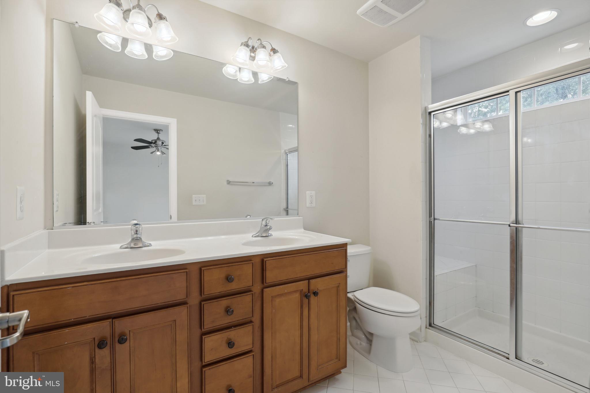 EAST GATE - Residential Lease